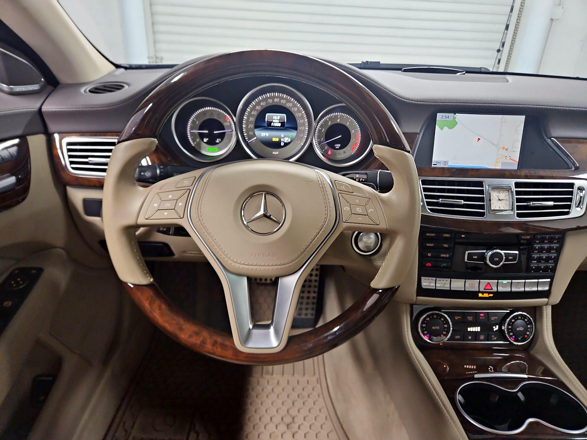 Thumbnail: 2014 Mercedes-Benz CLS - 10