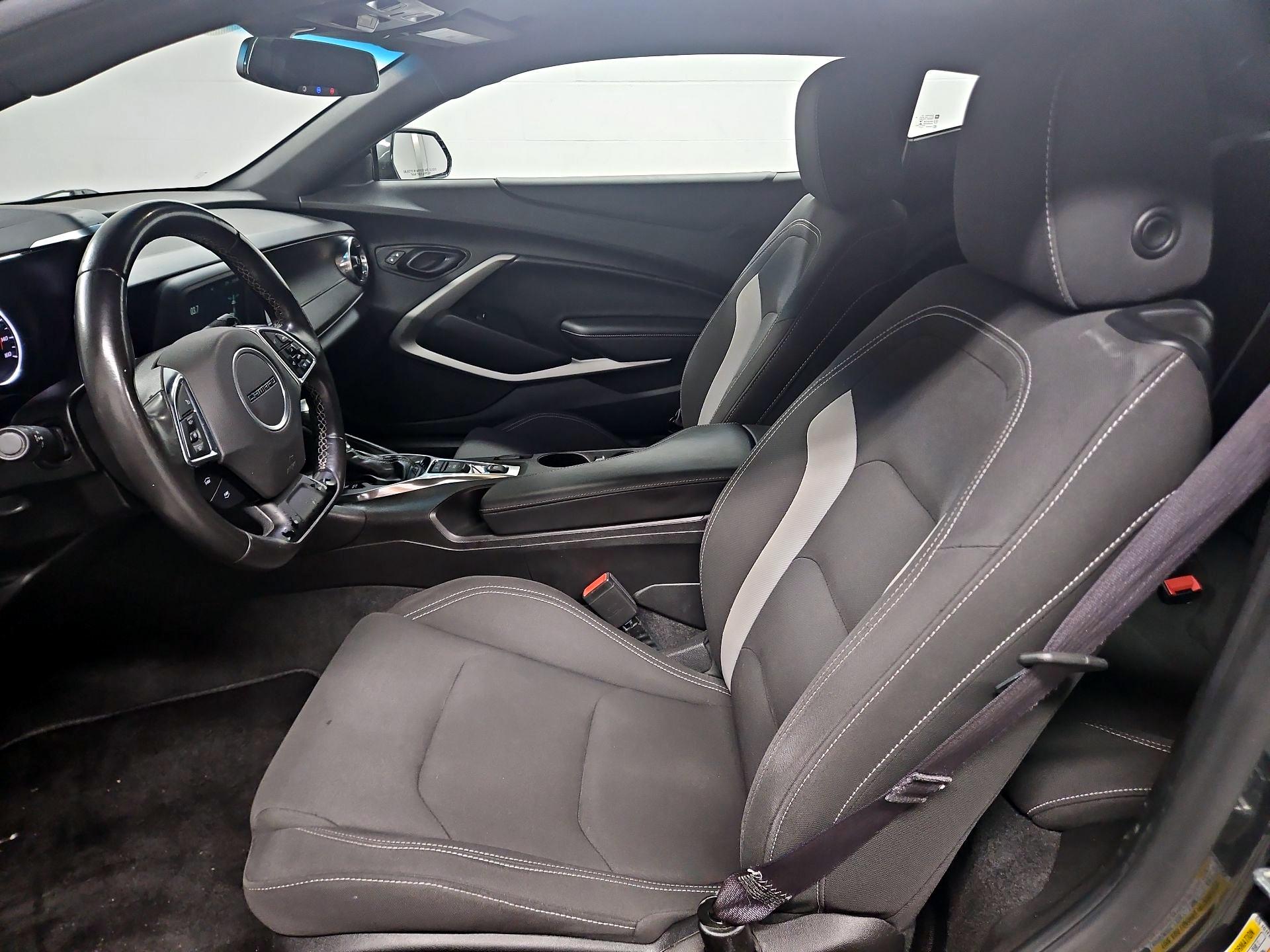 Thumbnail: 2016 Chevrolet Camaro - 11