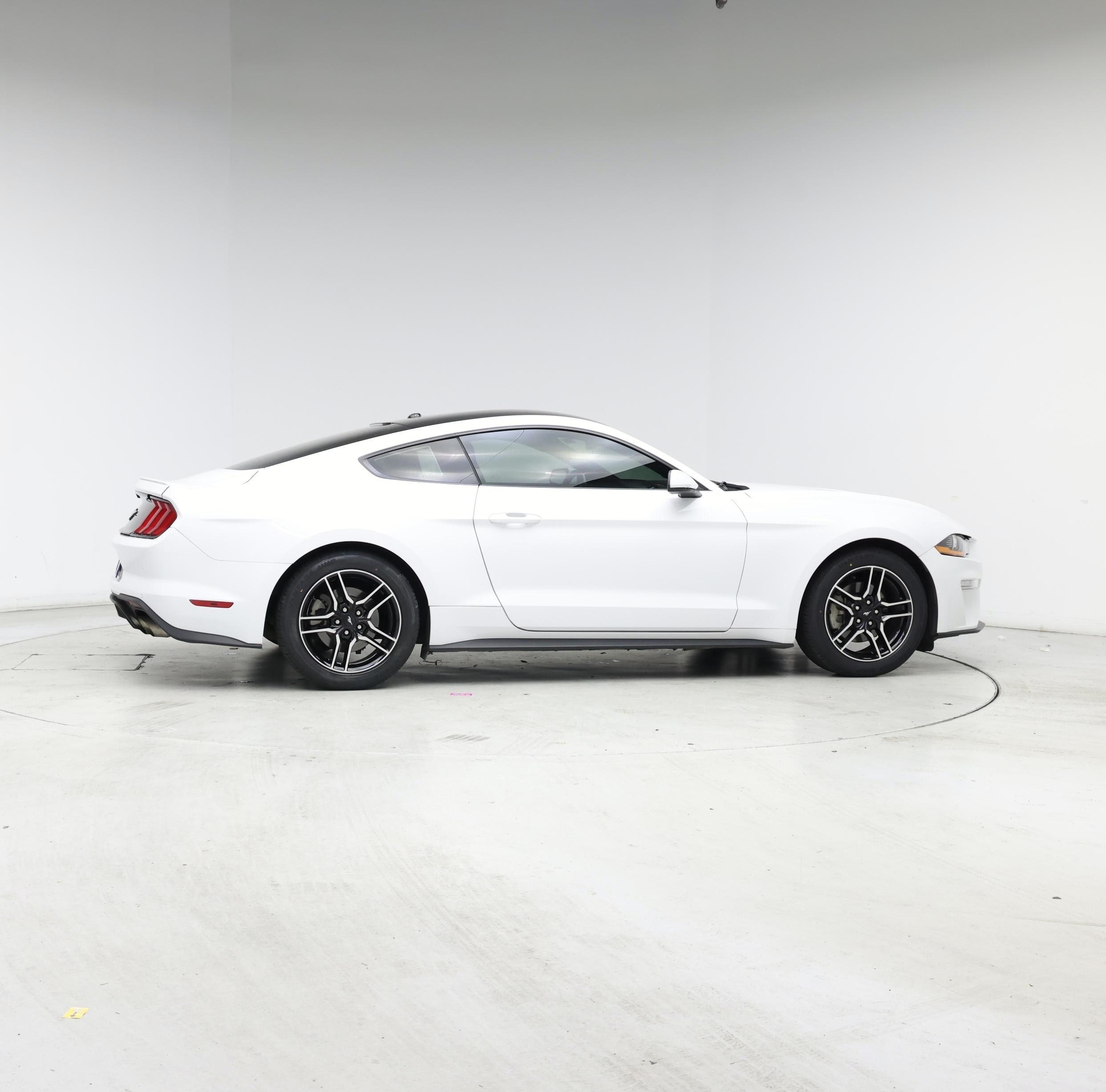 Thumbnail: 2019 Ford Mustang - 7