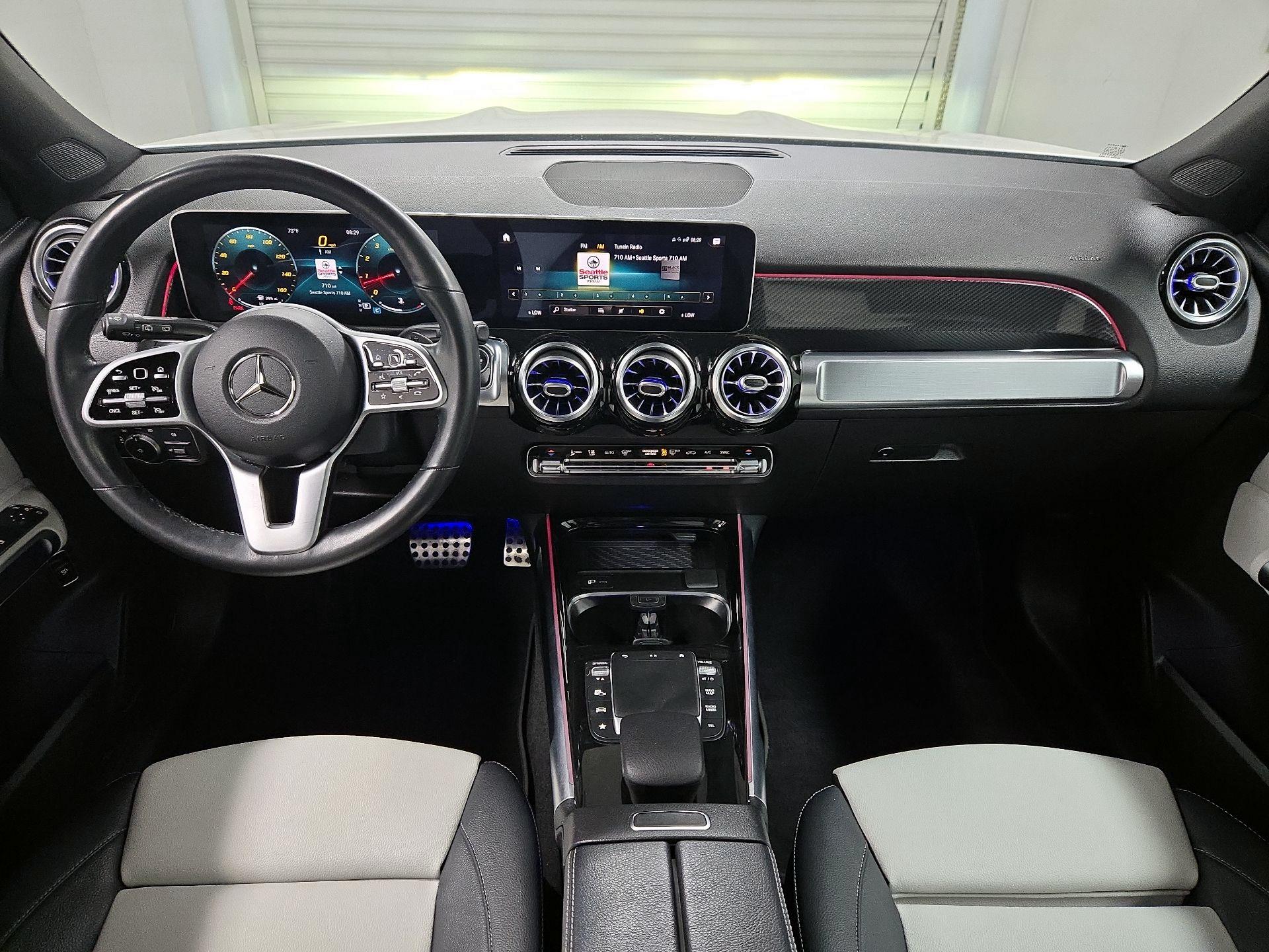 Thumbnail: 2021 Mercedes-Benz GLB - 9