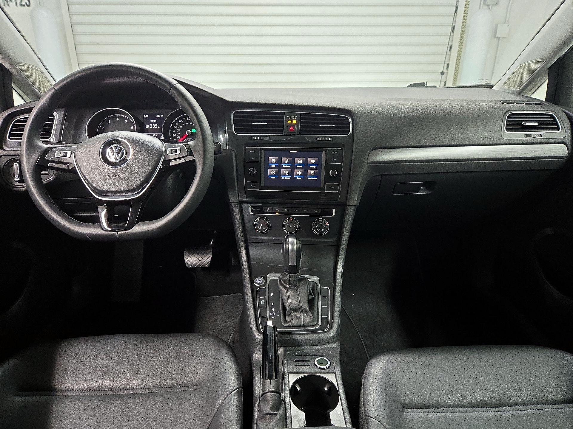 Thumbnail: 2021 Volkswagen Golf - 9