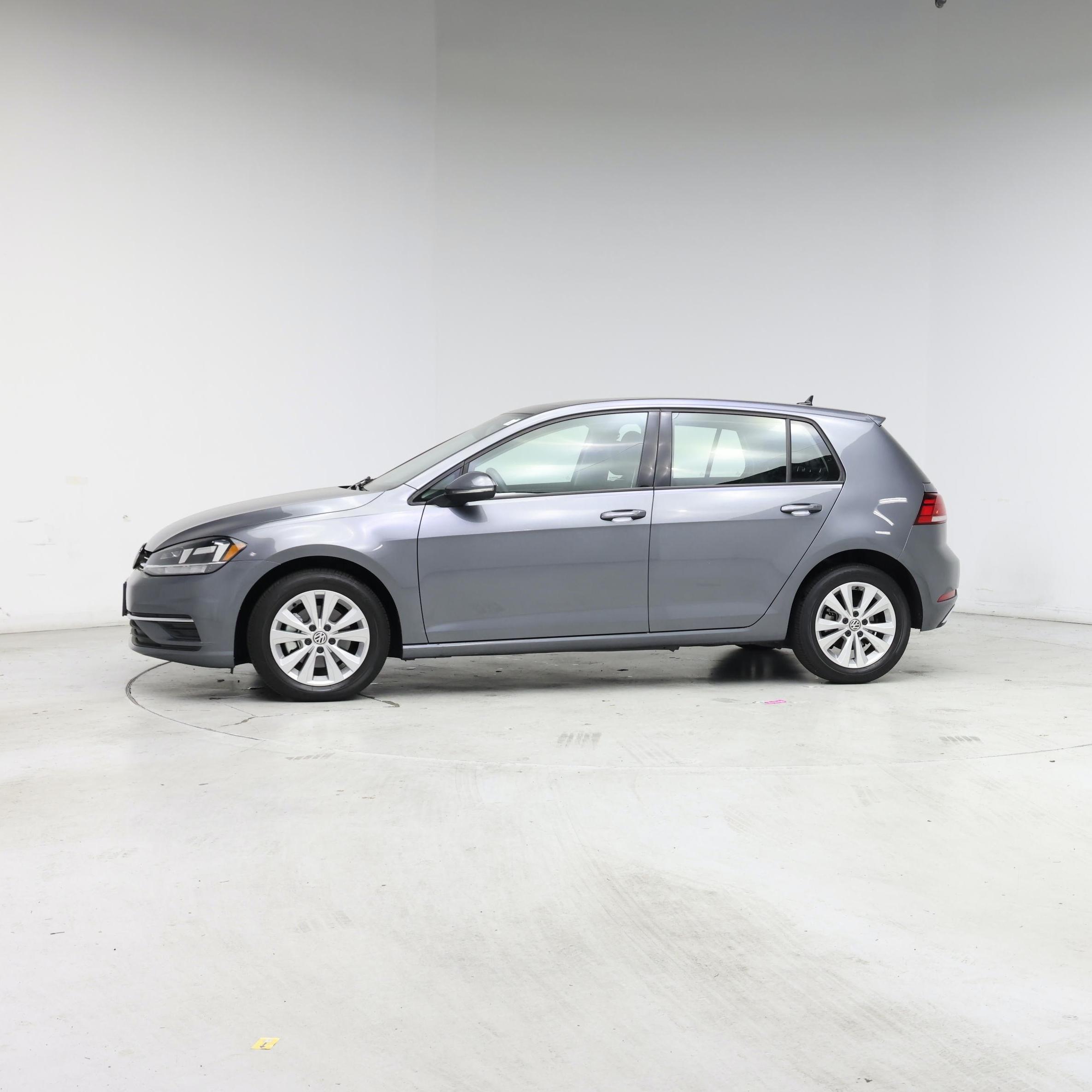 Thumbnail: 2021 Volkswagen Golf - 3