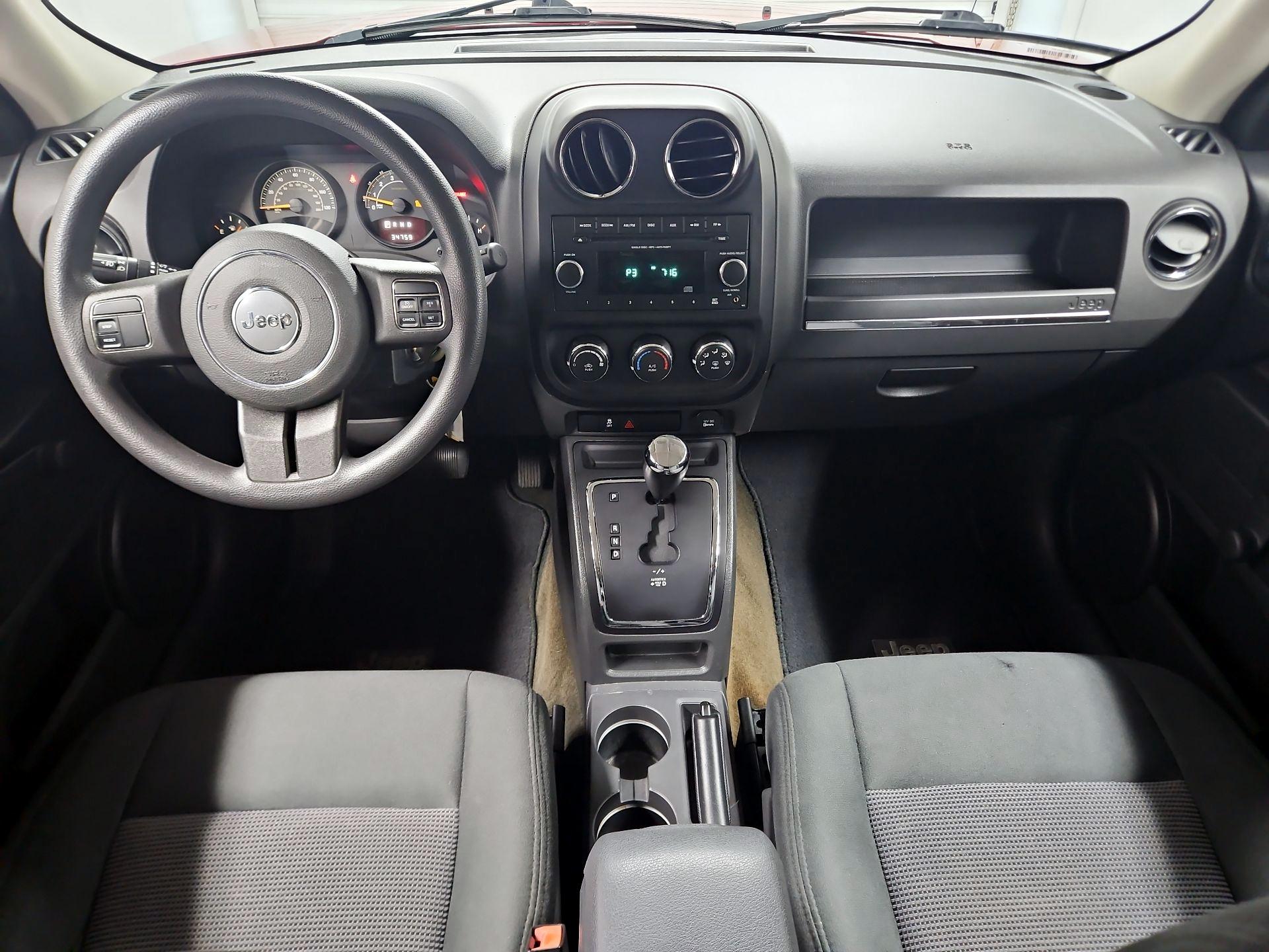 Thumbnail: 2014 Jeep Patriot - 9