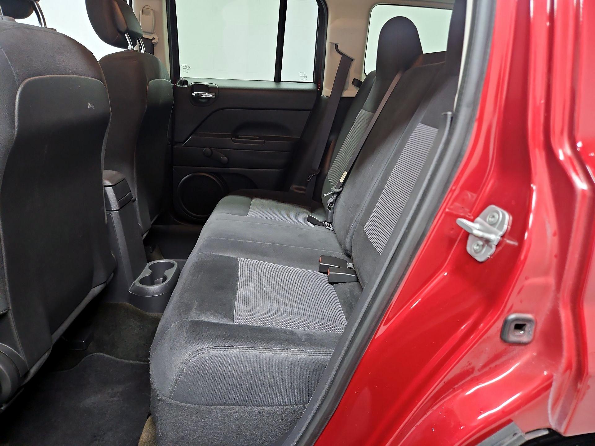 Thumbnail: 2014 Jeep Patriot - 17