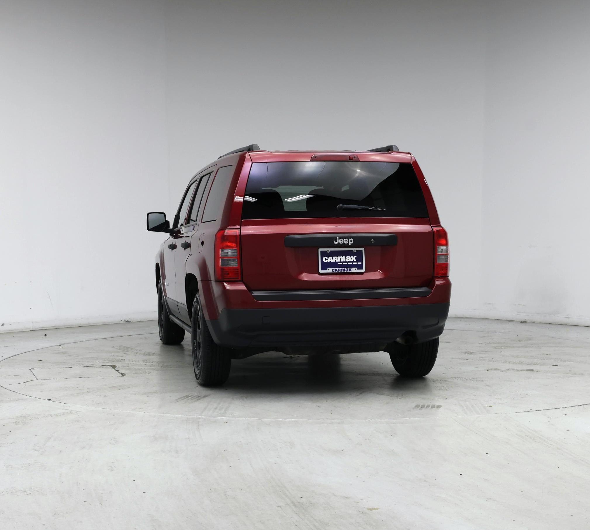 Thumbnail: 2014 Jeep Patriot - 6