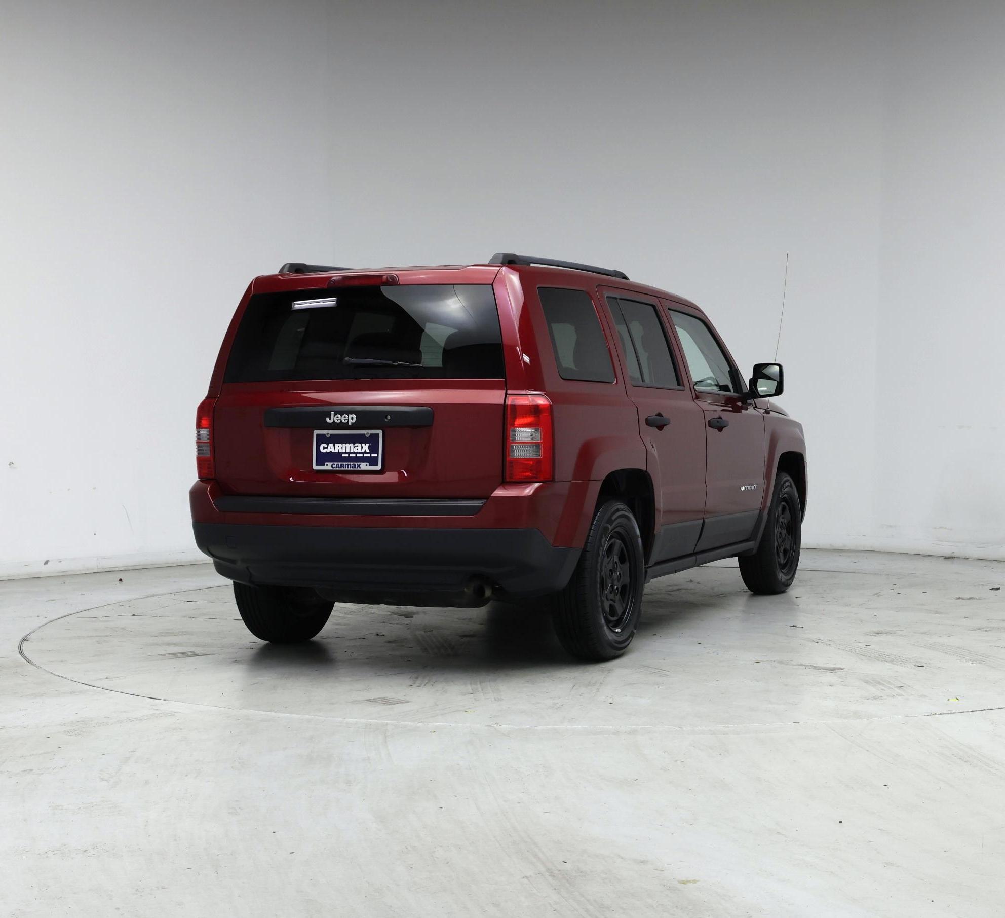 Thumbnail: 2014 Jeep Patriot - 8