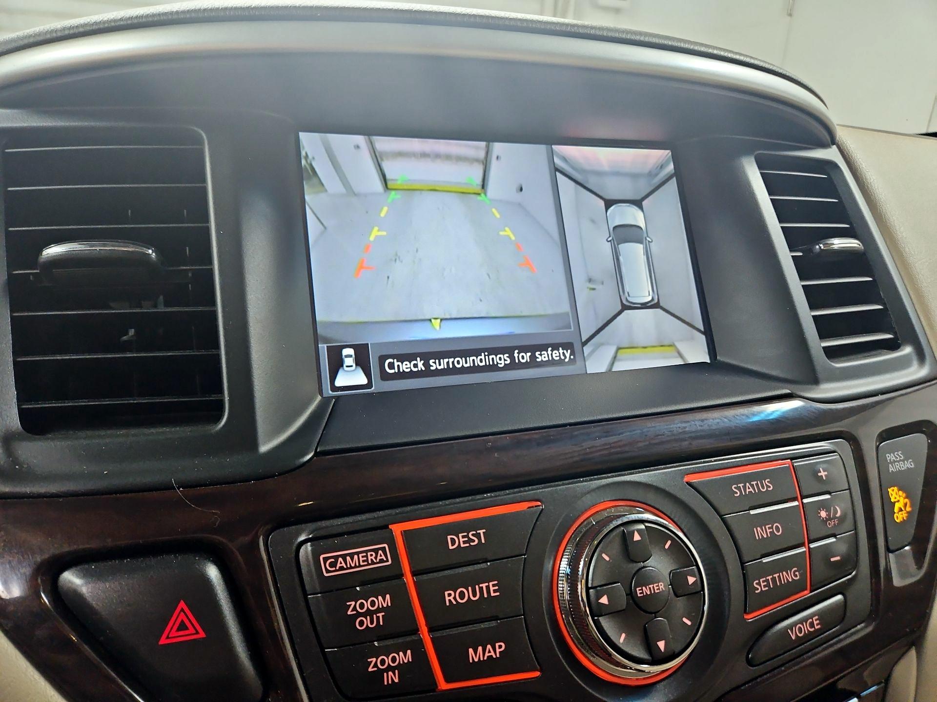 Thumbnail: 2015 Nissan Pathfinder - 15