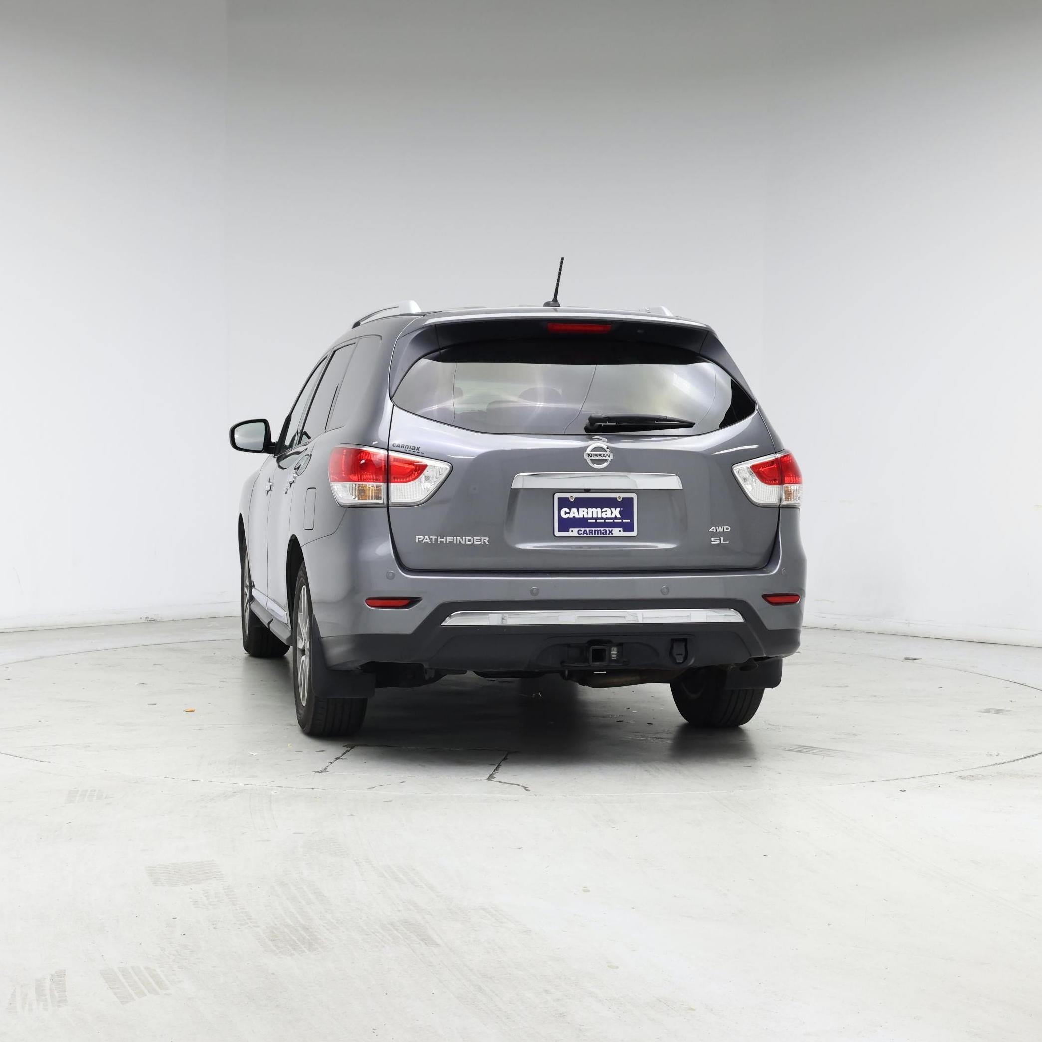 Thumbnail: 2015 Nissan Pathfinder - 6