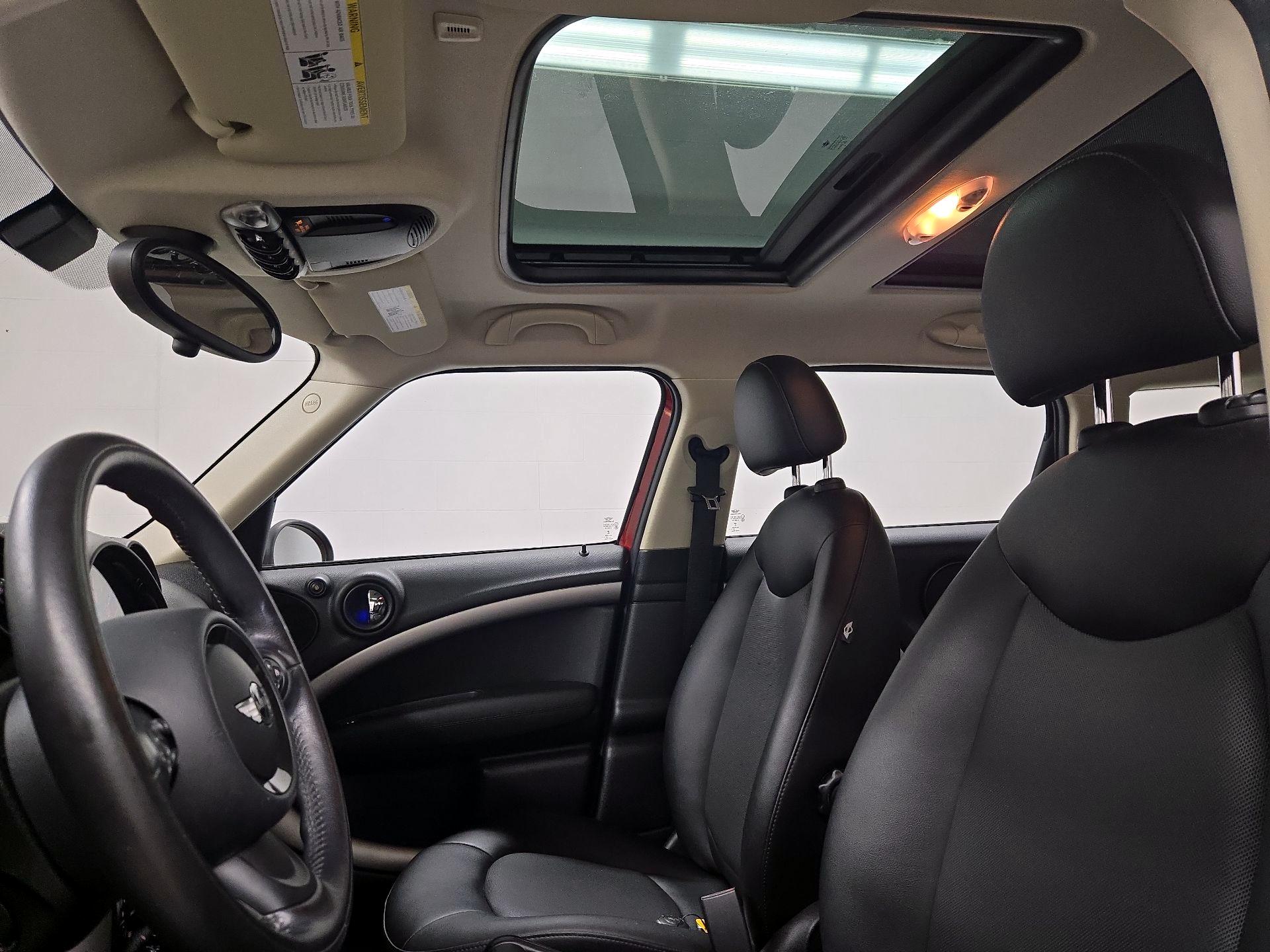 Thumbnail: 2015 MINI Cooper Countryman - 17