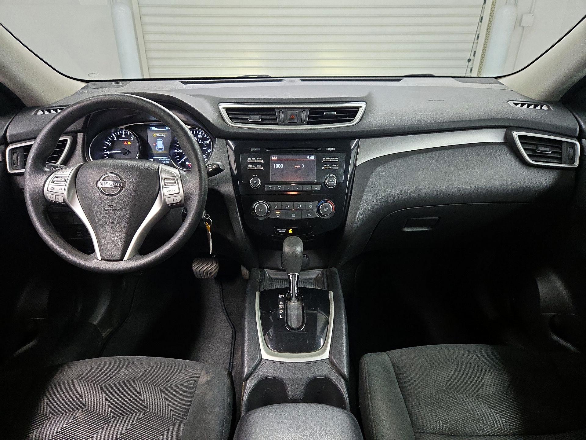 Thumbnail: 2016 Nissan Rogue - 9