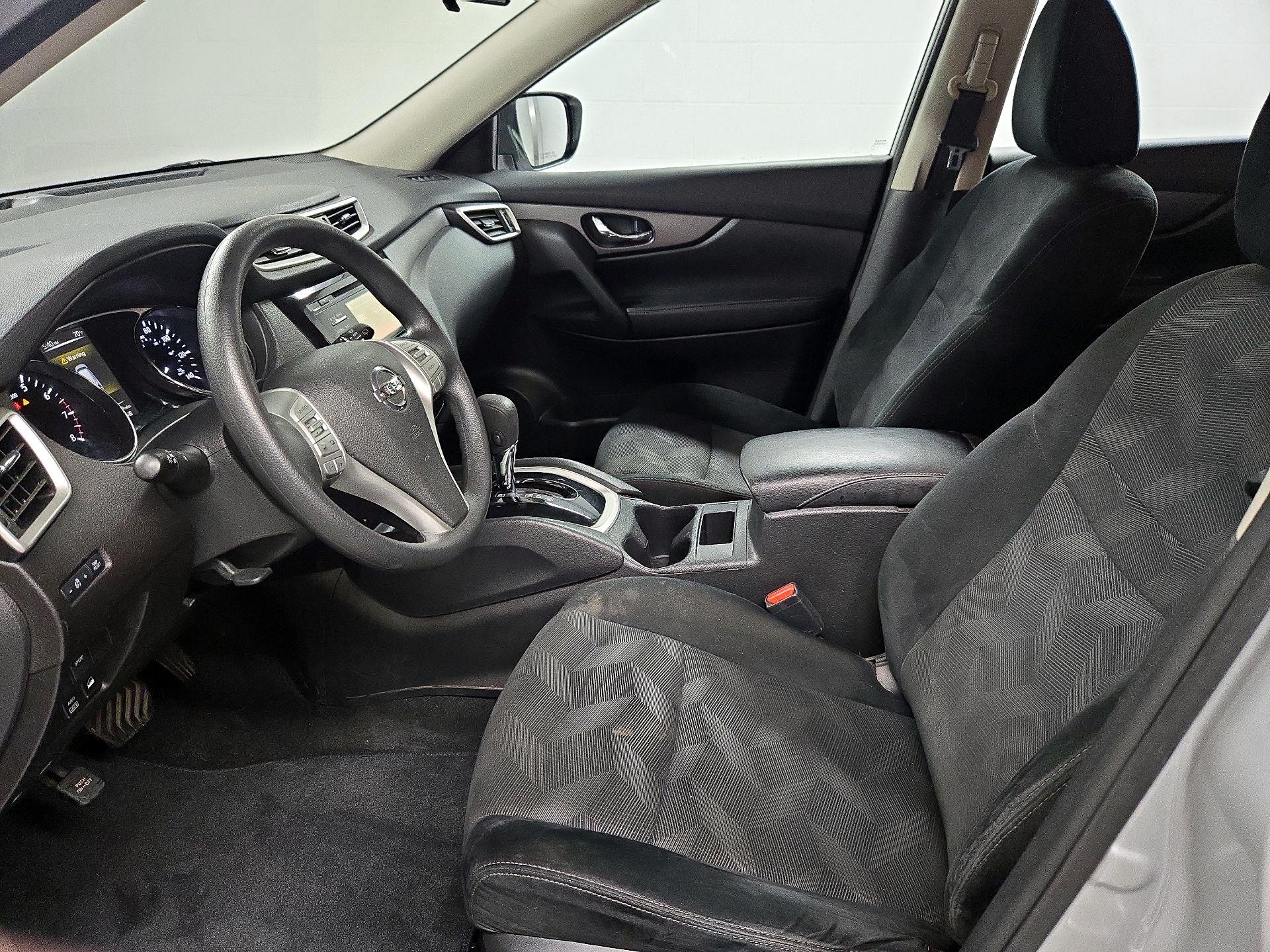 Thumbnail: 2016 Nissan Rogue - 11