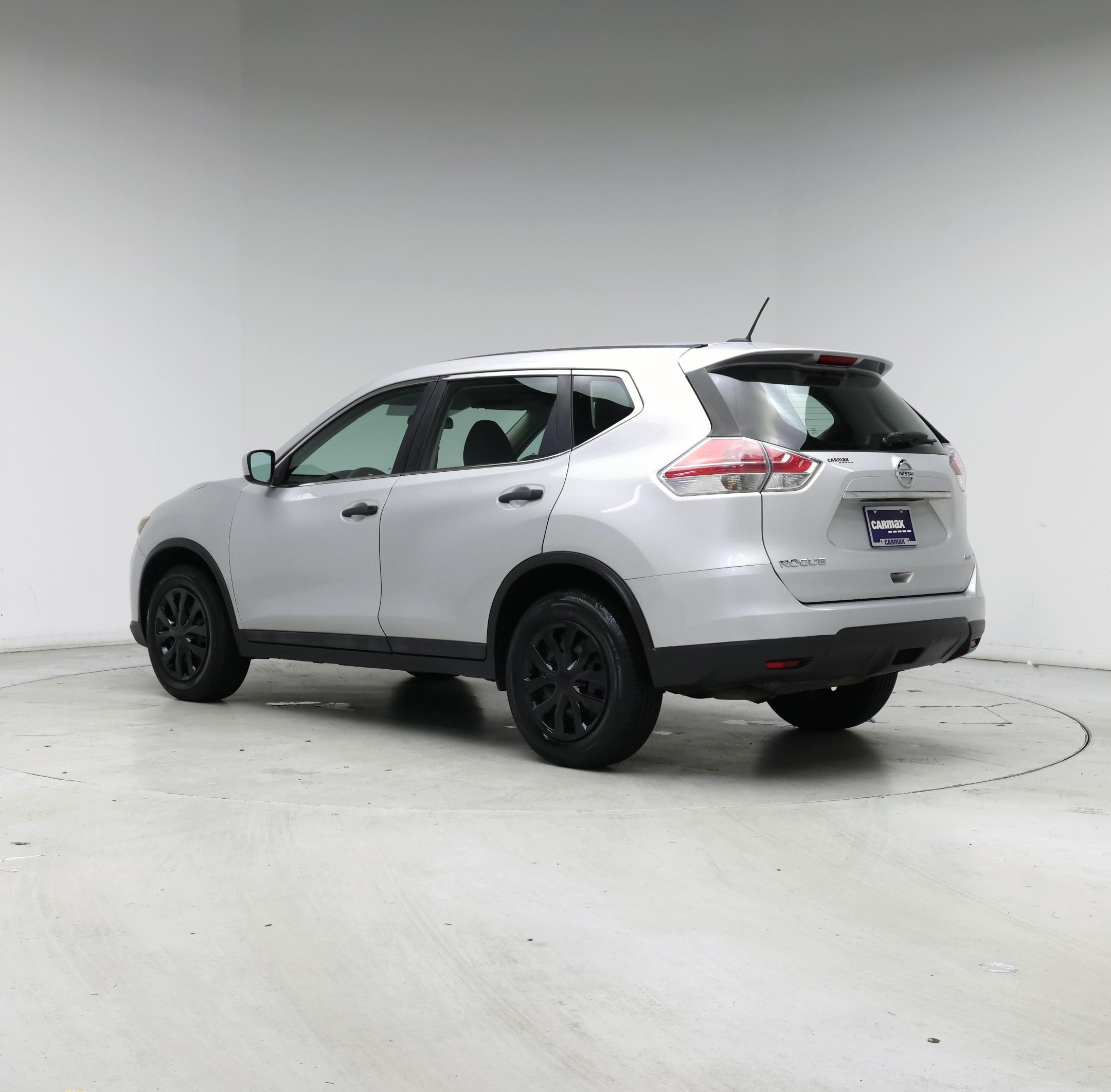 Thumbnail: 2016 Nissan Rogue - 2