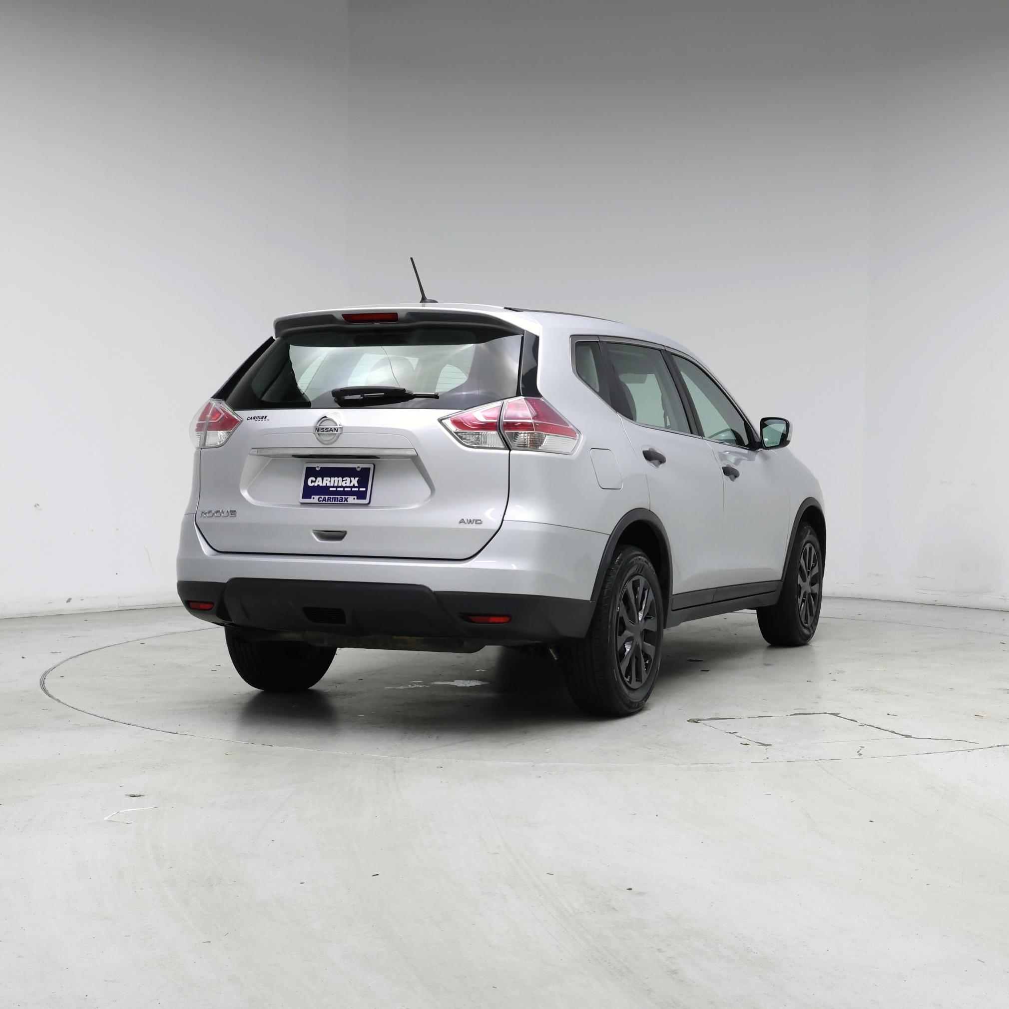 Thumbnail: 2016 Nissan Rogue - 8