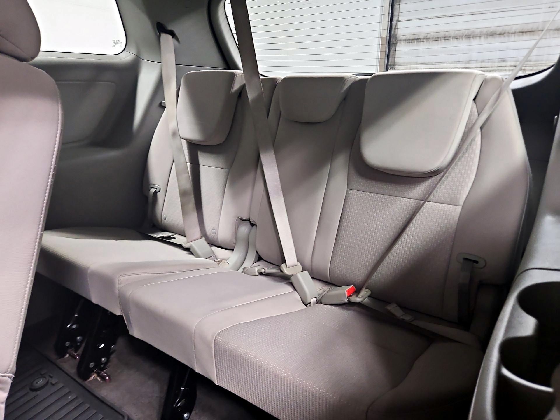 Thumbnail: 2017 Kia Sedona - 20