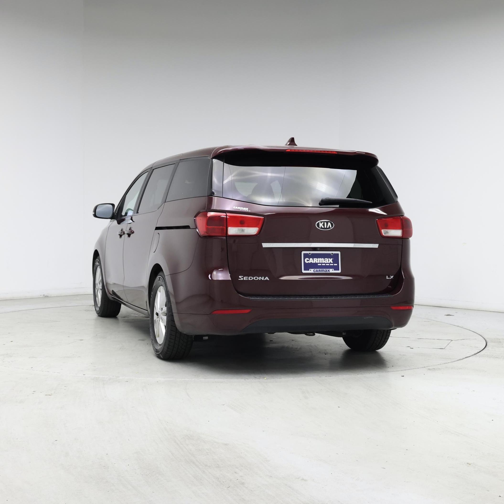 Thumbnail: 2017 Kia Sedona - 6