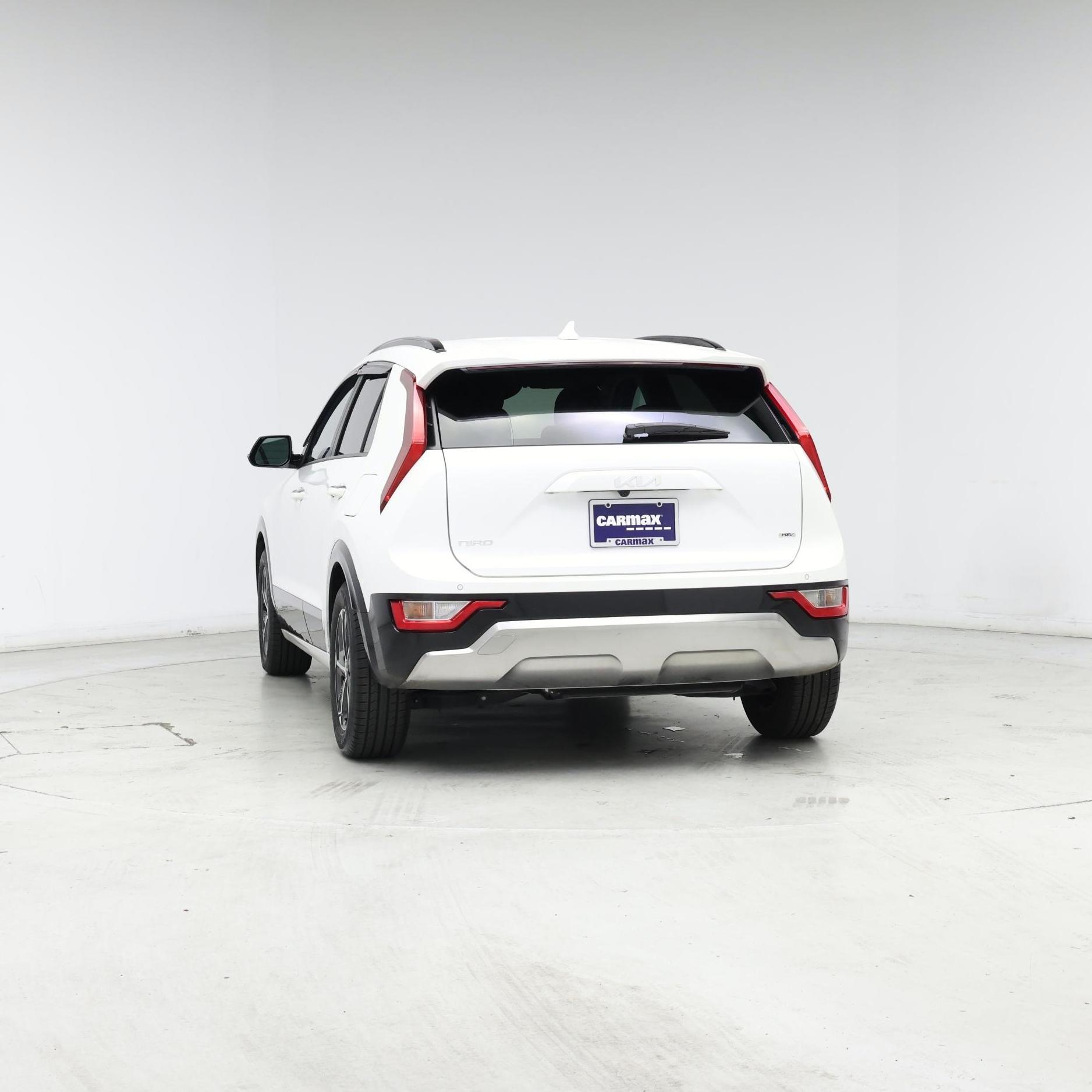 Thumbnail: 2023 Kia Niro - 6