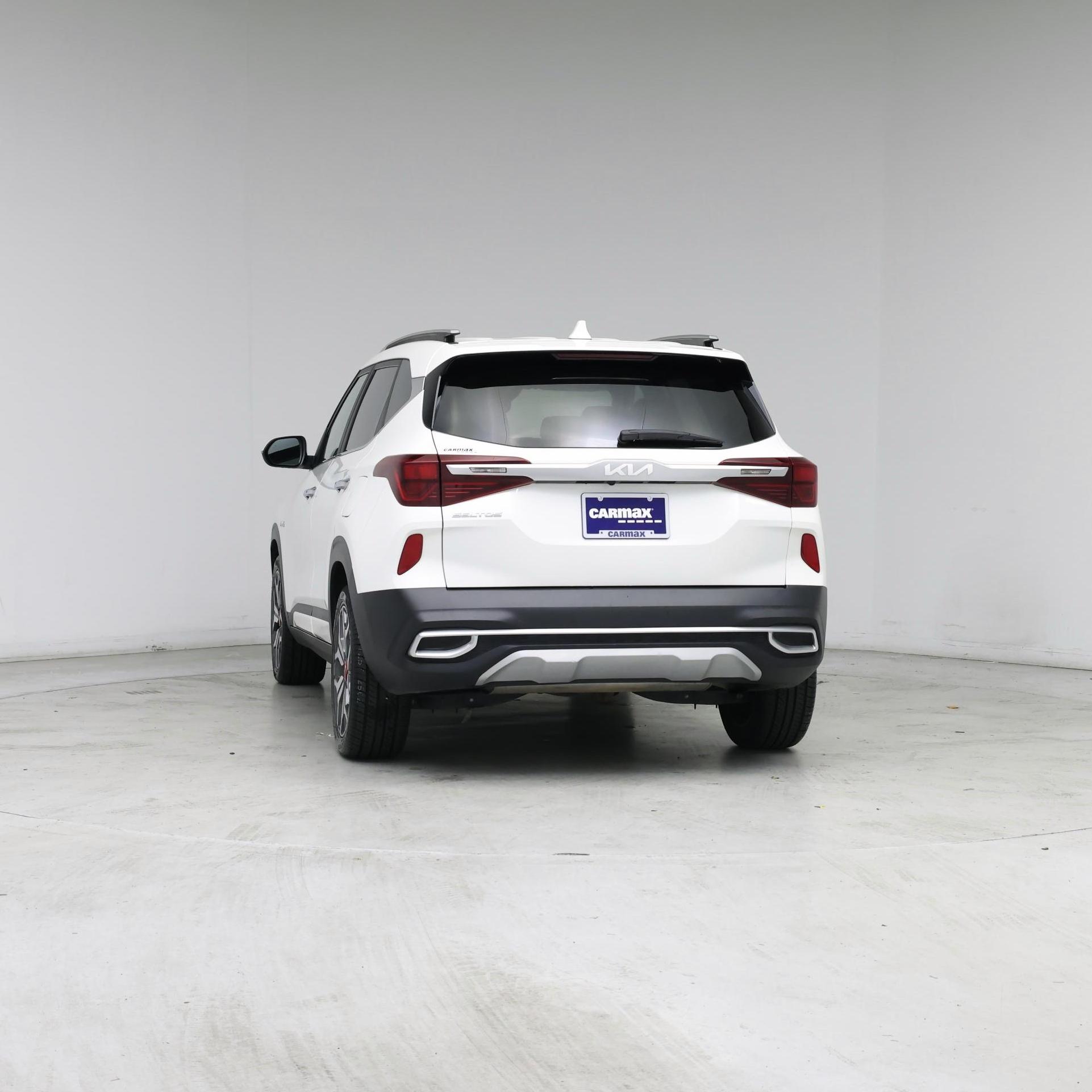 Thumbnail: 2022 Kia Seltos - 6