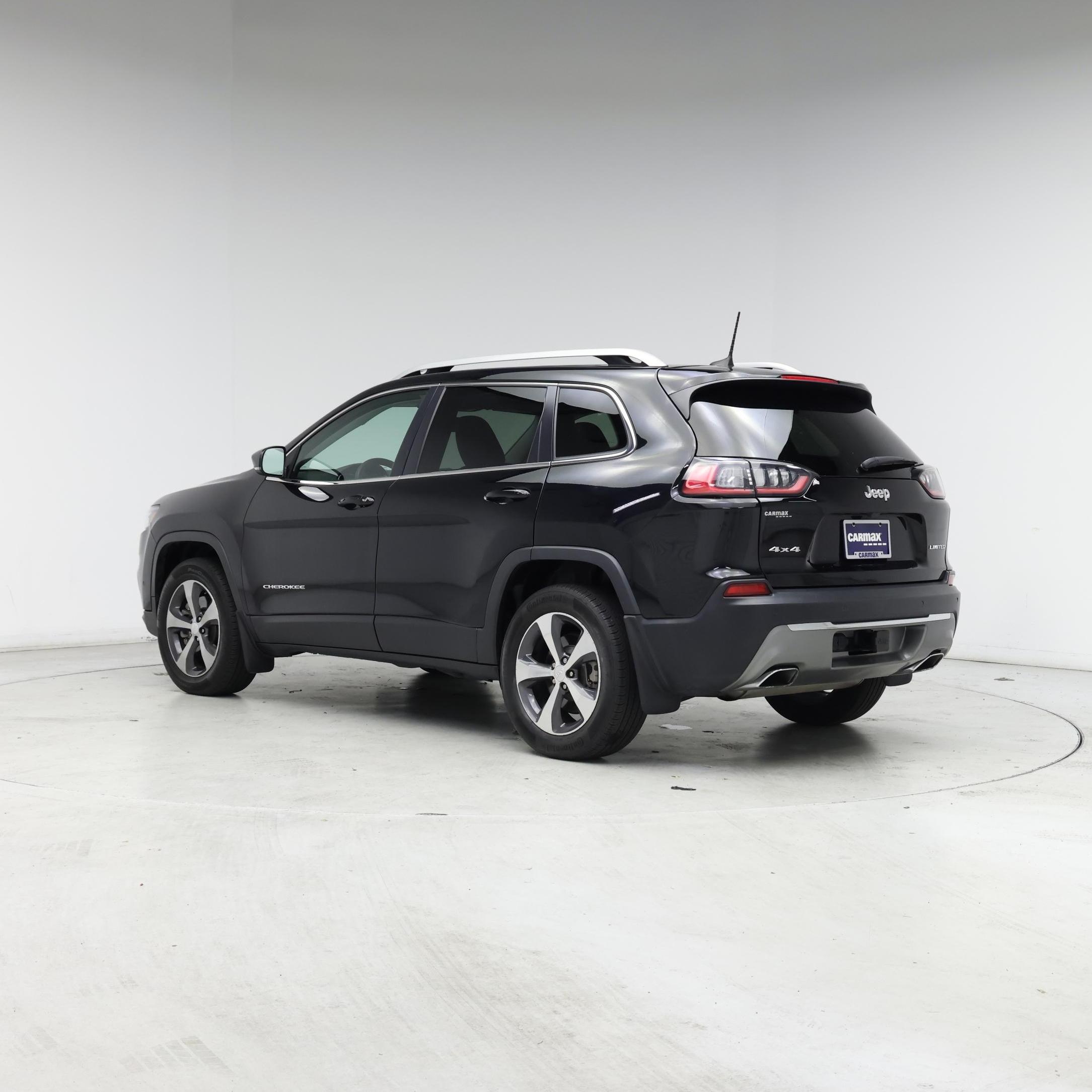 Thumbnail: 2019 Jeep Cherokee - 2