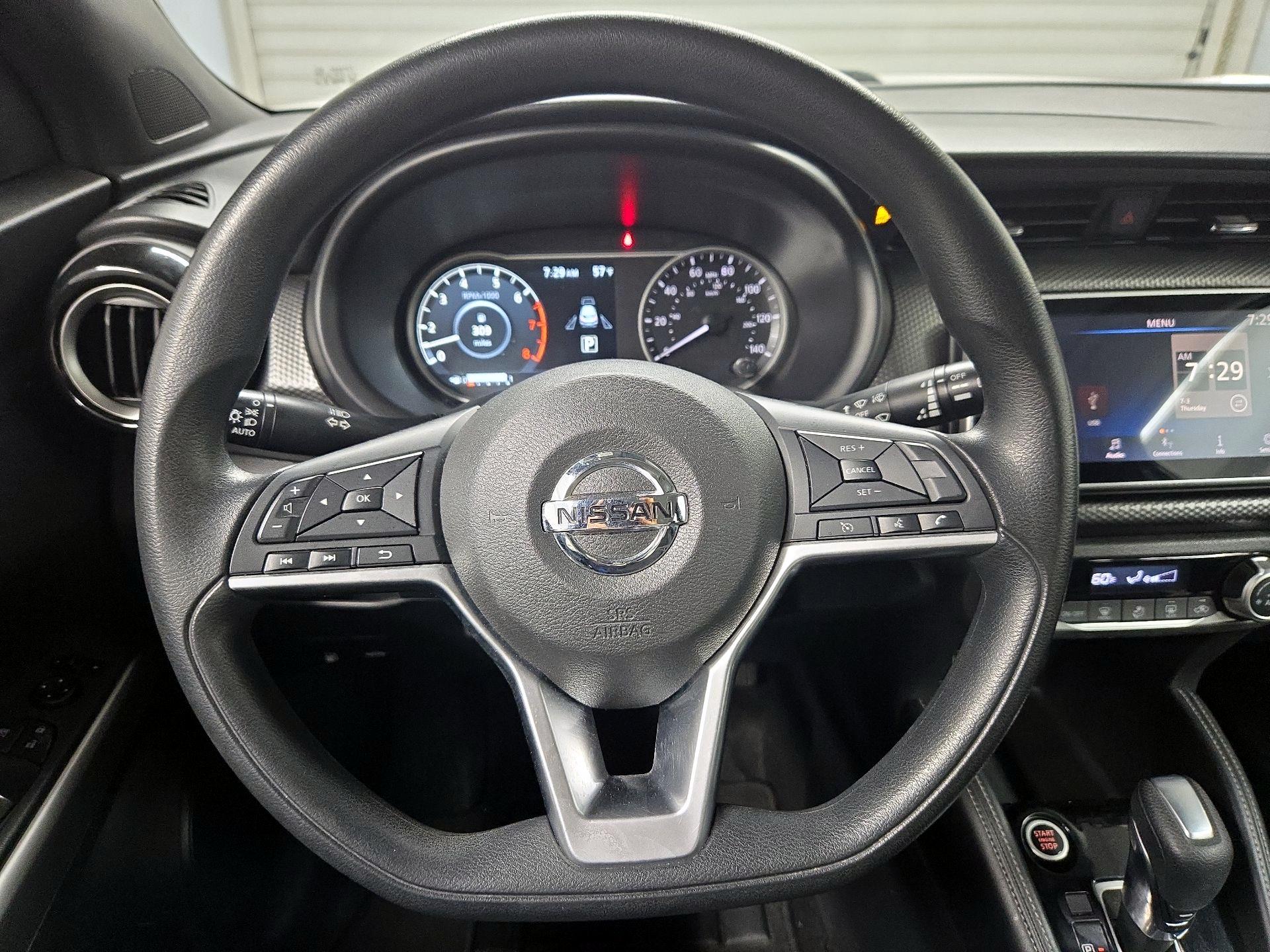 Thumbnail: 2019 Nissan Kicks - 10