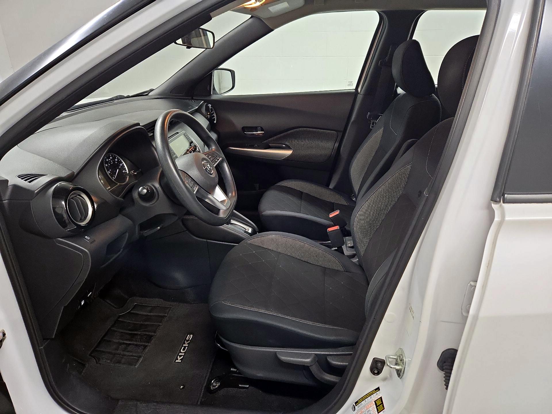 Thumbnail: 2019 Nissan Kicks - 11