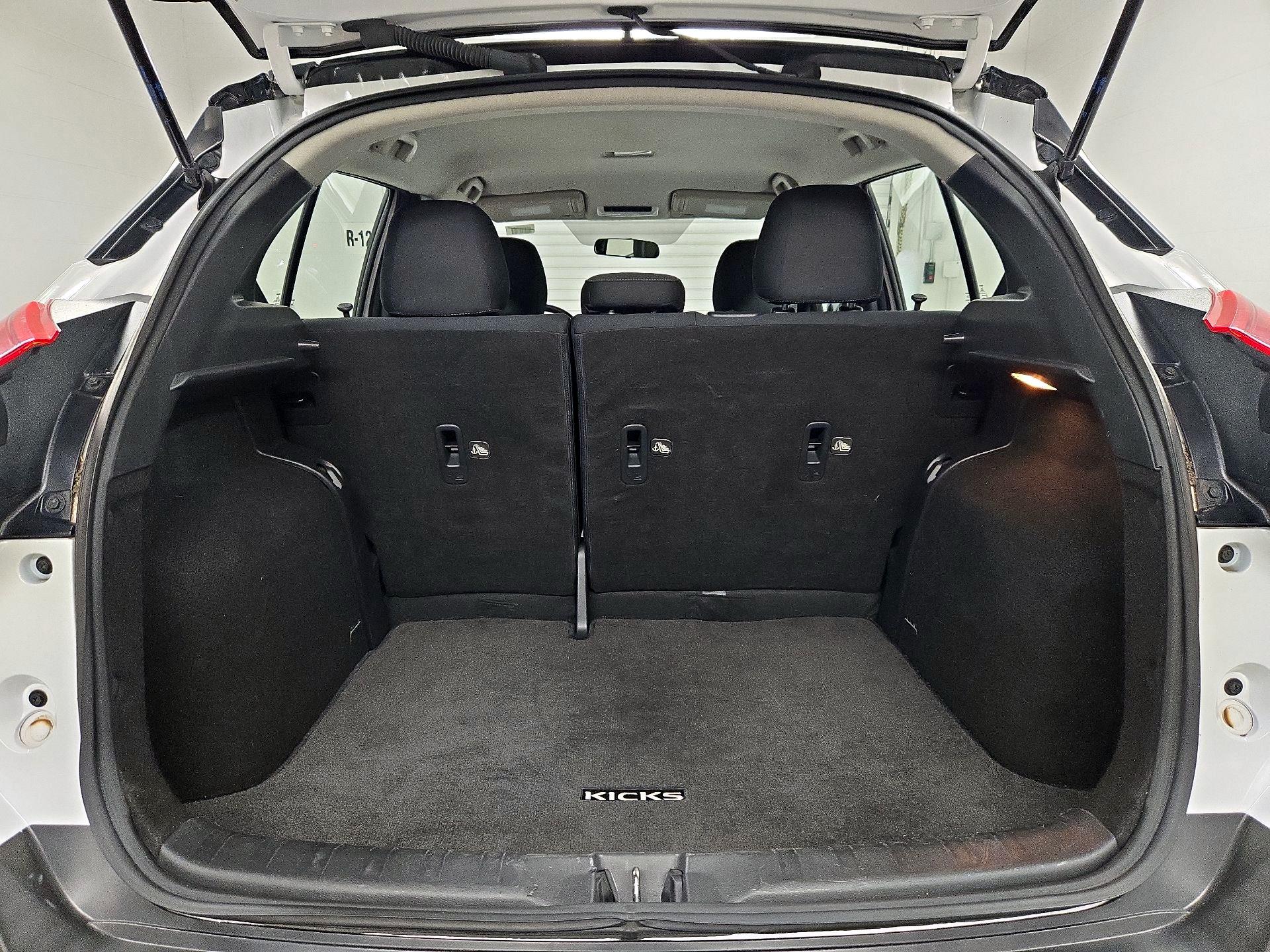 Thumbnail: 2019 Nissan Kicks - 20