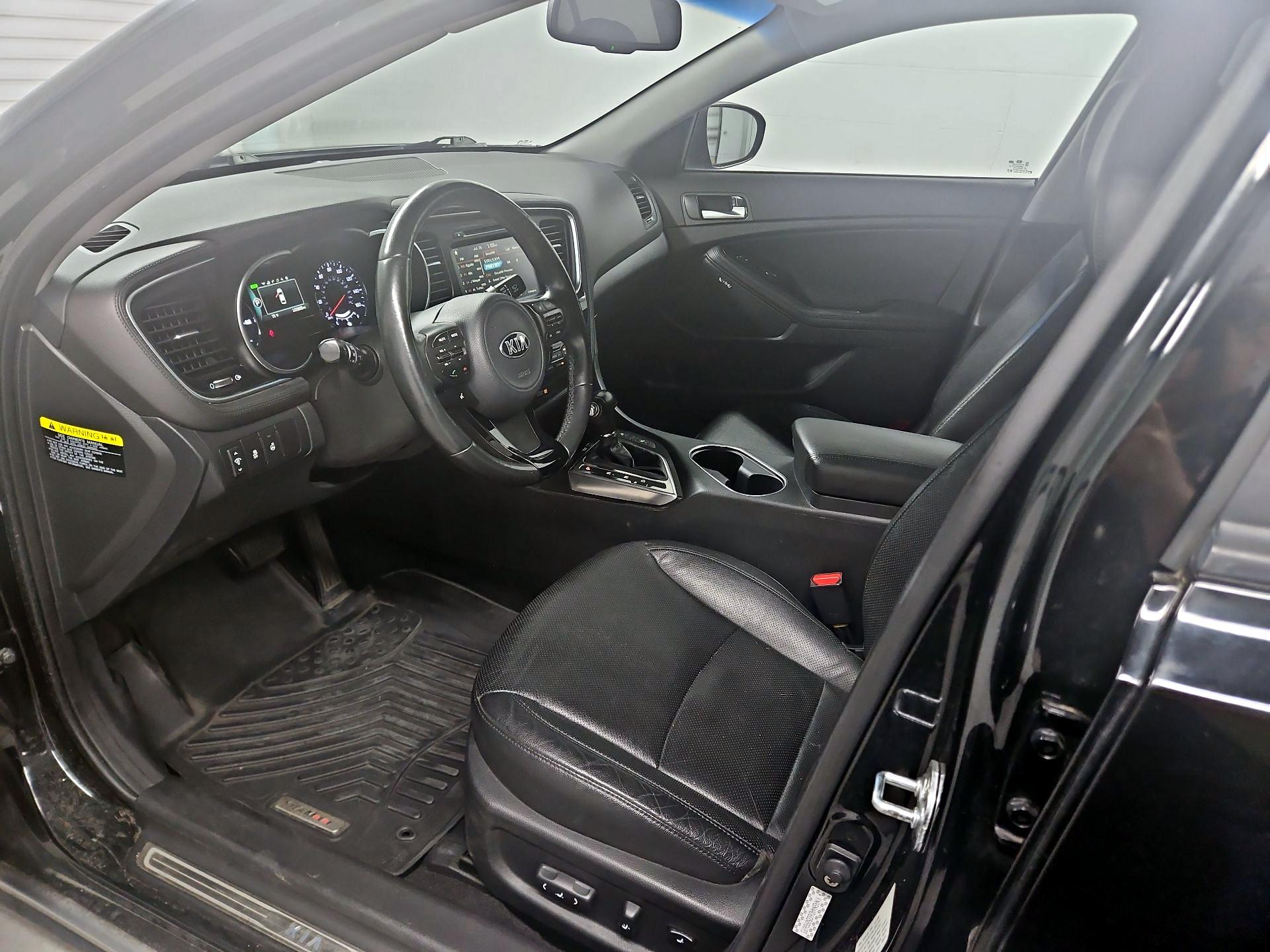 Thumbnail: 2016 Kia Optima - 11