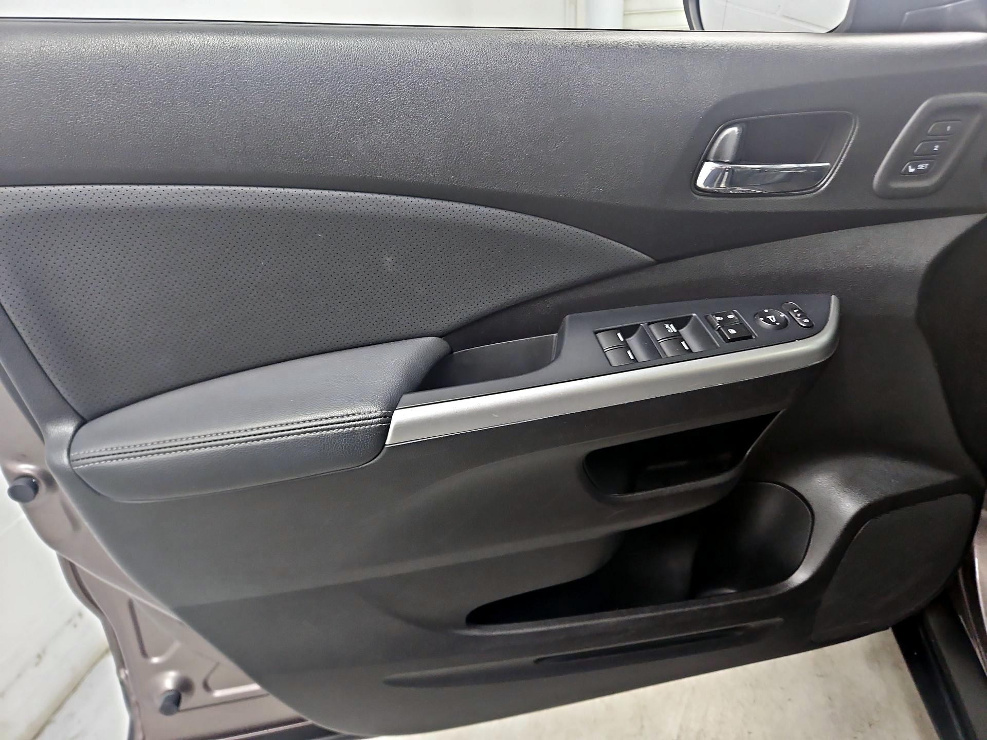 Thumbnail: 2016 Honda CR-V - 12