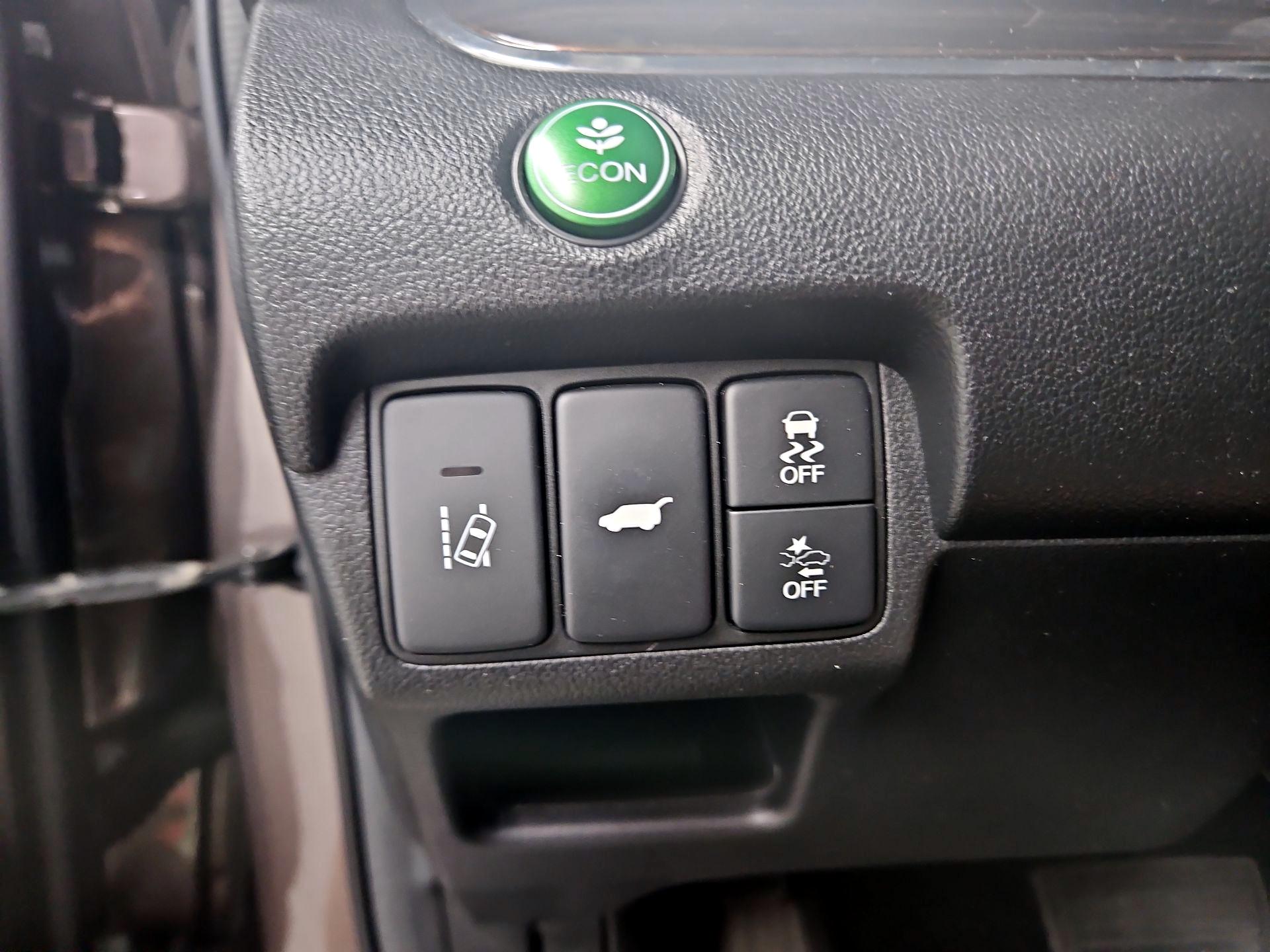 Thumbnail: 2016 Honda CR-V - 13