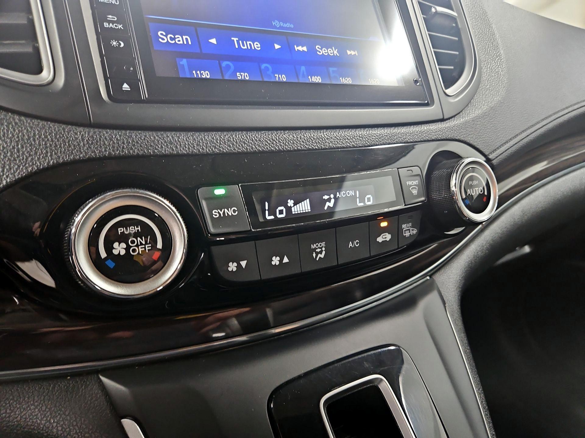 Thumbnail: 2016 Honda CR-V - 17