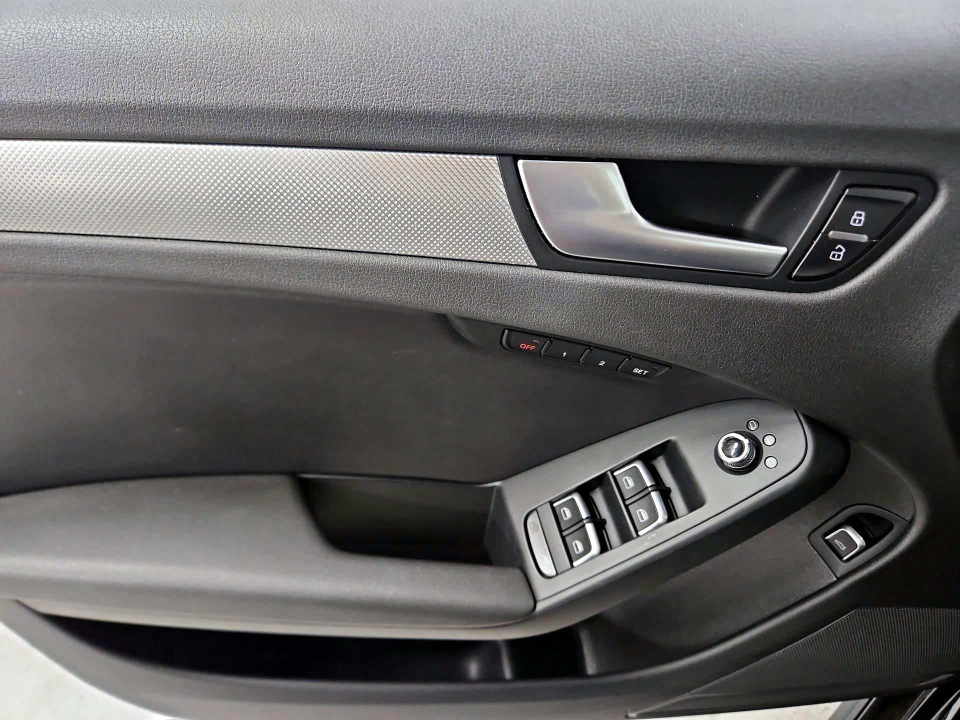 Thumbnail: 2014 Audi A4 - 12