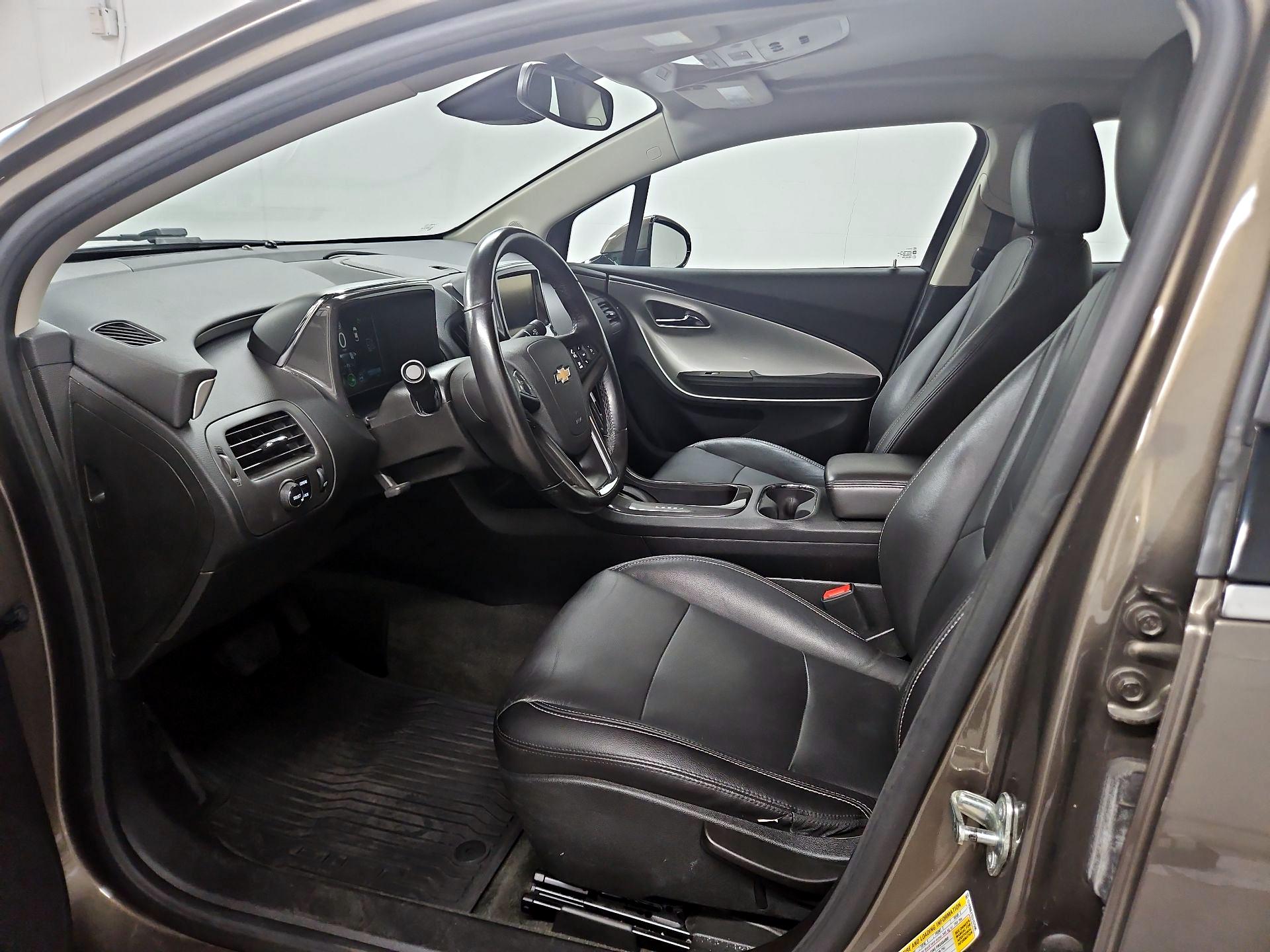 Thumbnail: 2014 Chevrolet Volt - 11
