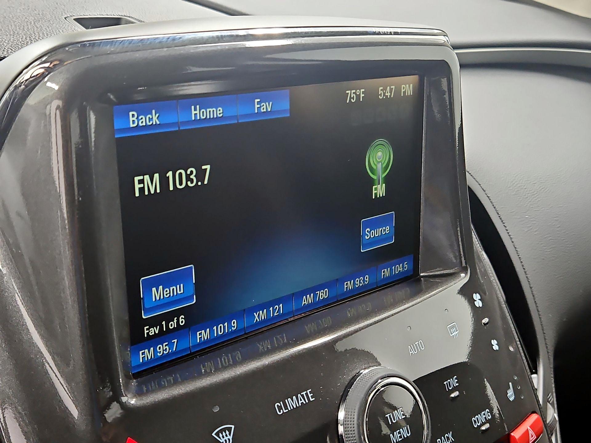 Thumbnail: 2014 Chevrolet Volt - 15