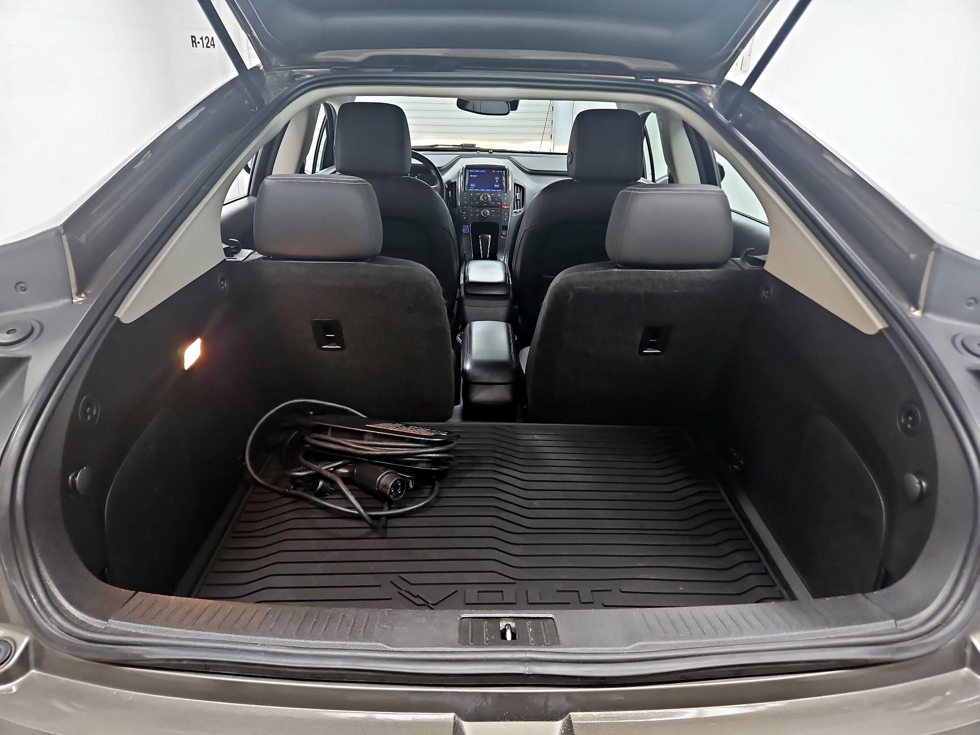 Thumbnail: 2014 Chevrolet Volt - 20