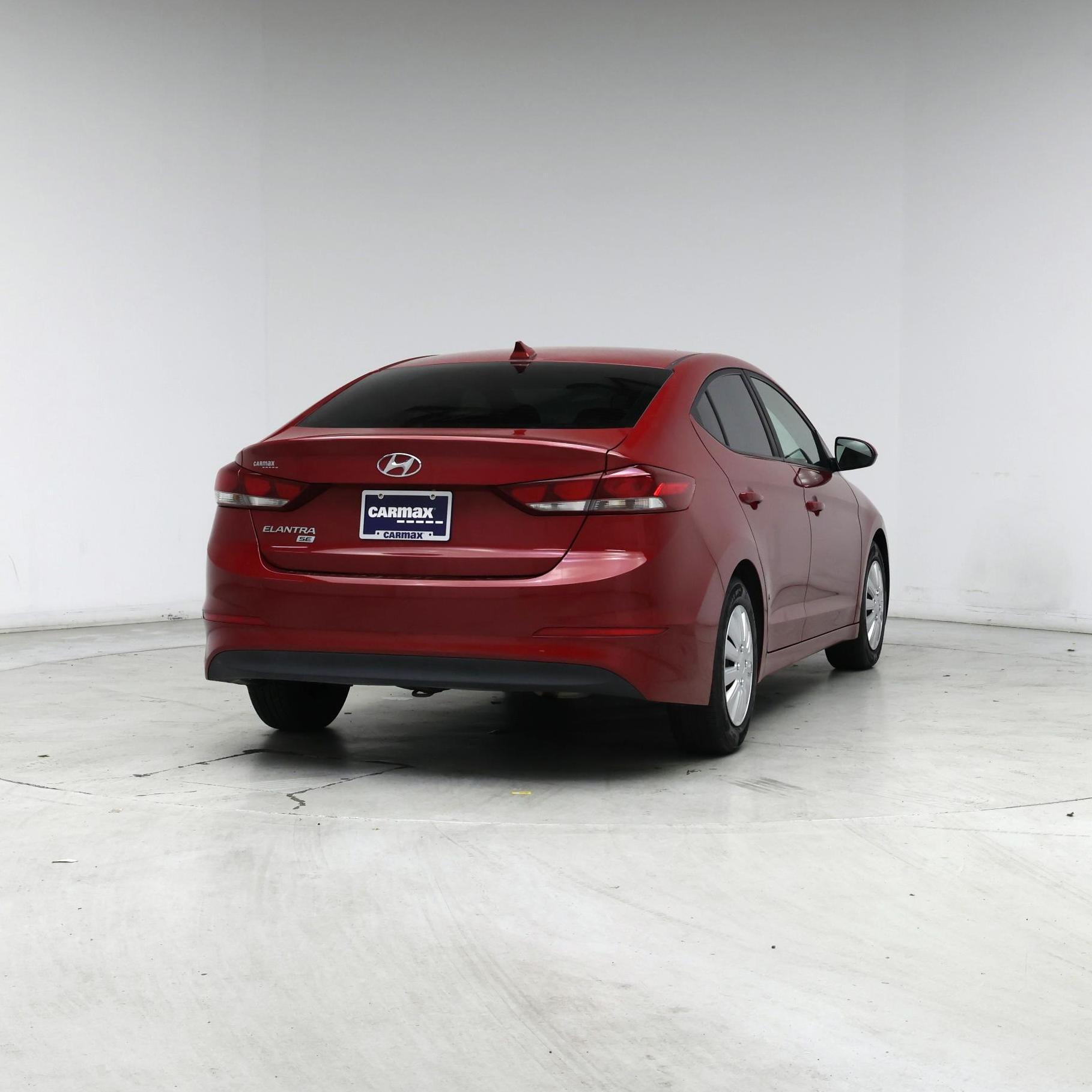 Thumbnail: 2017 Hyundai Elantra - 8
