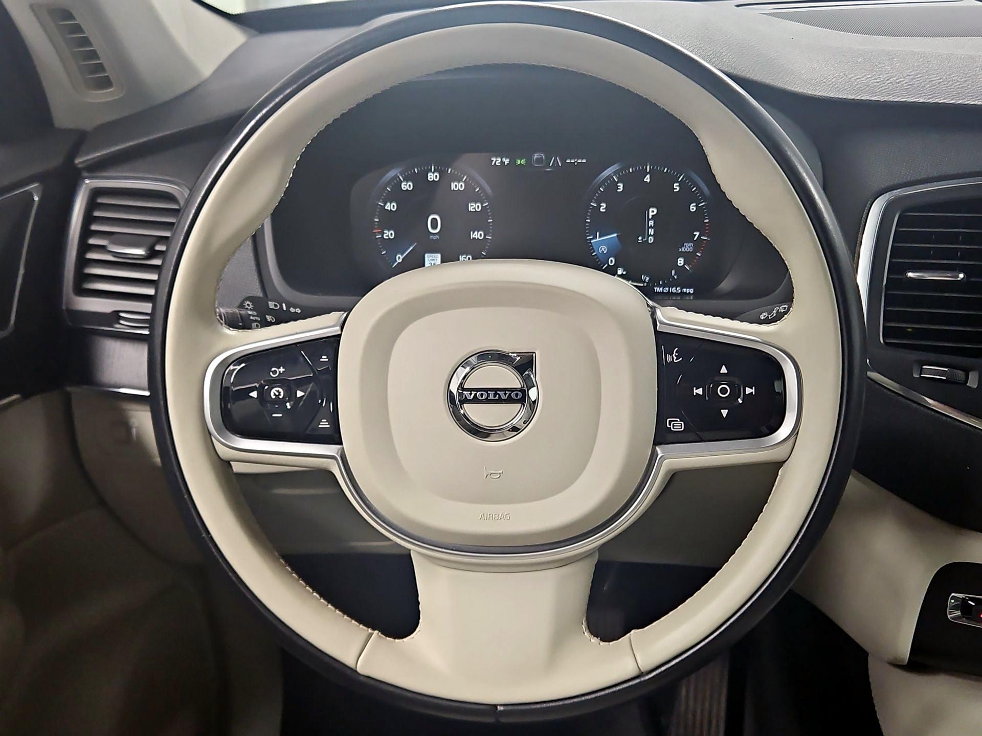 Thumbnail: 2020 Volvo XC90 - 10