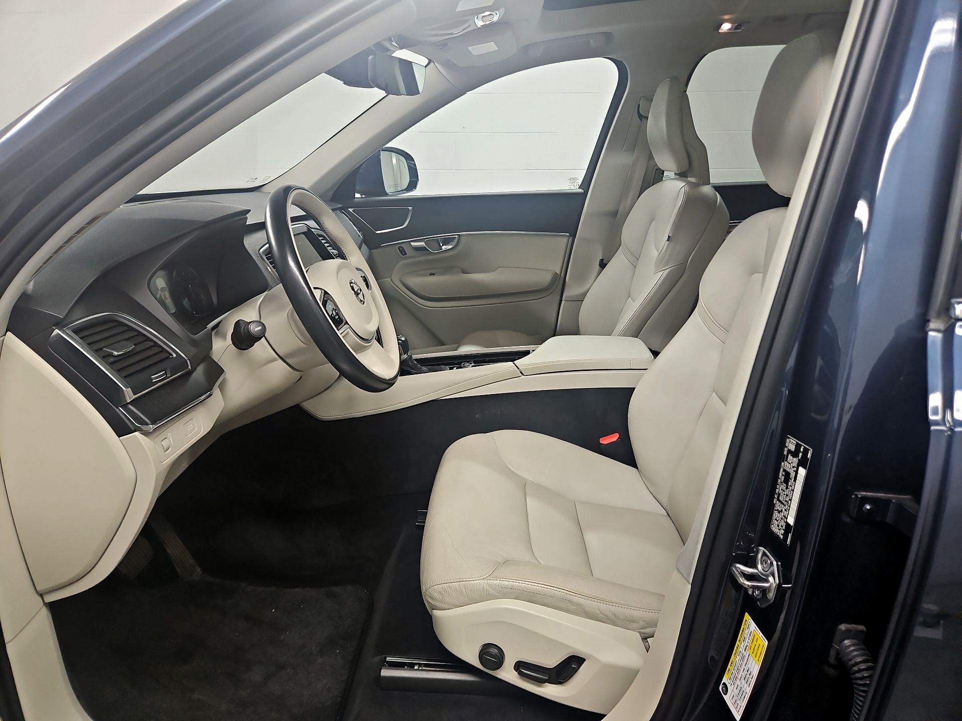Thumbnail: 2020 Volvo XC90 - 11