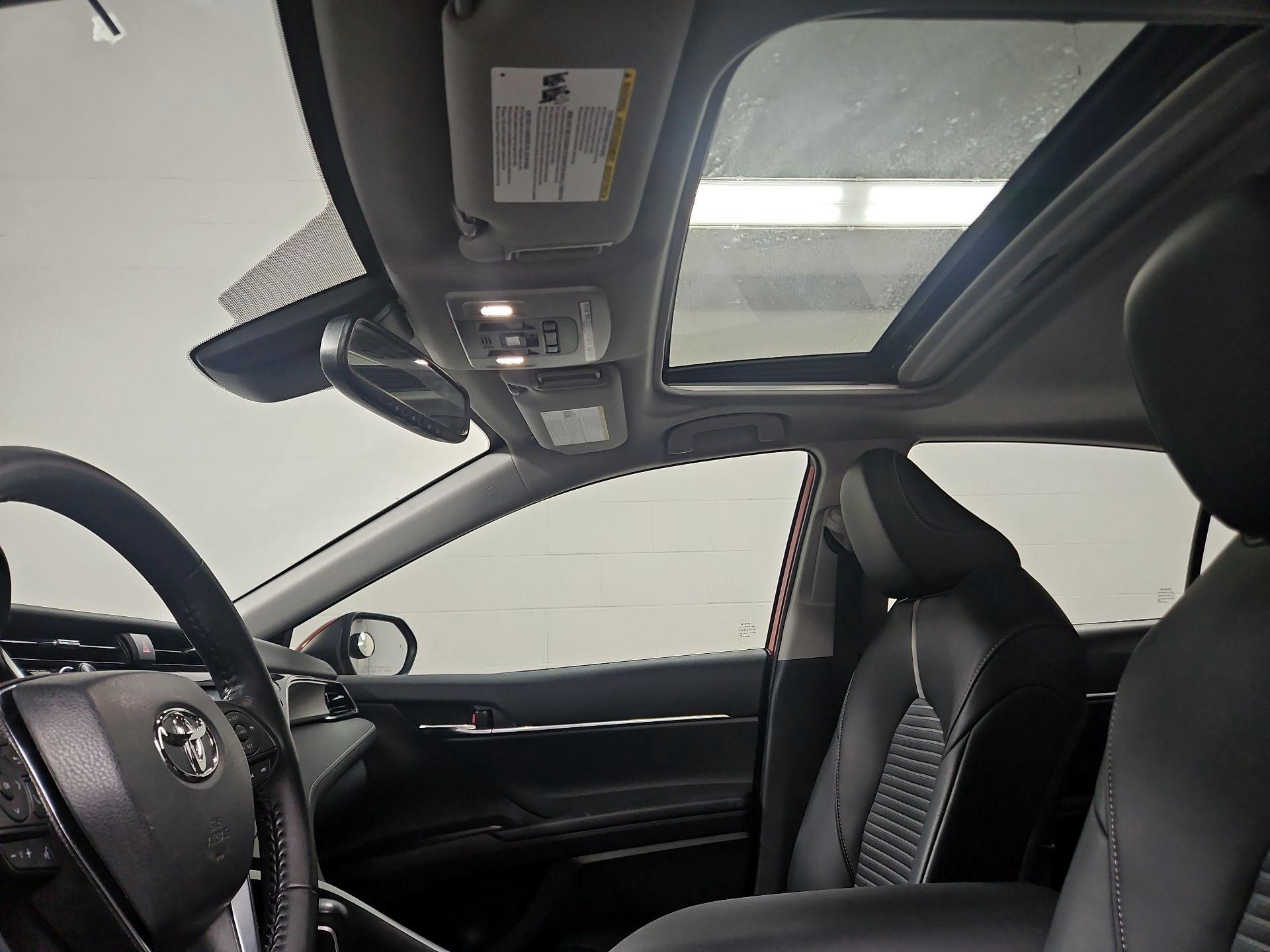 Thumbnail: 2020 Toyota Camry - 19