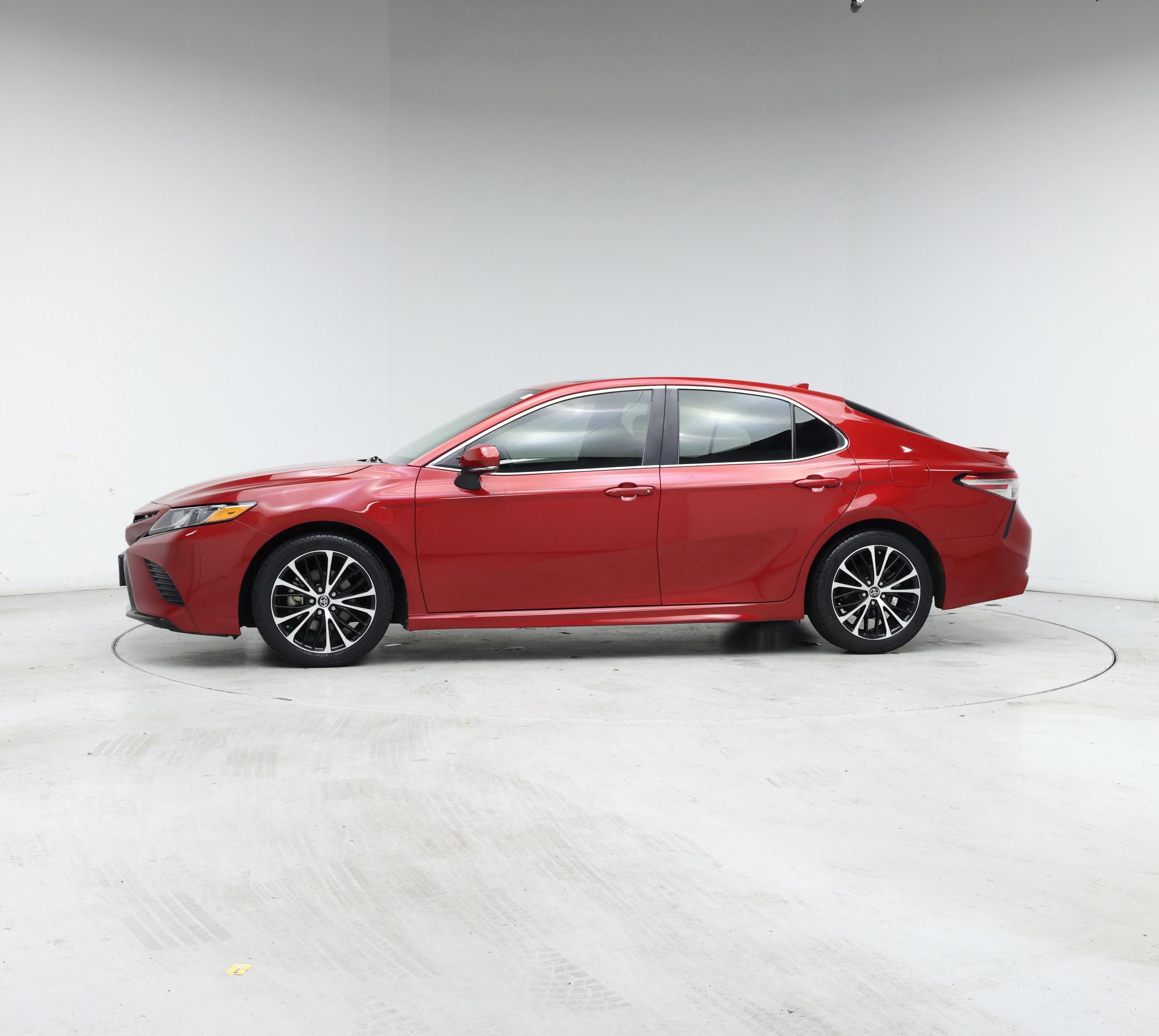 Thumbnail: 2020 Toyota Camry - 3