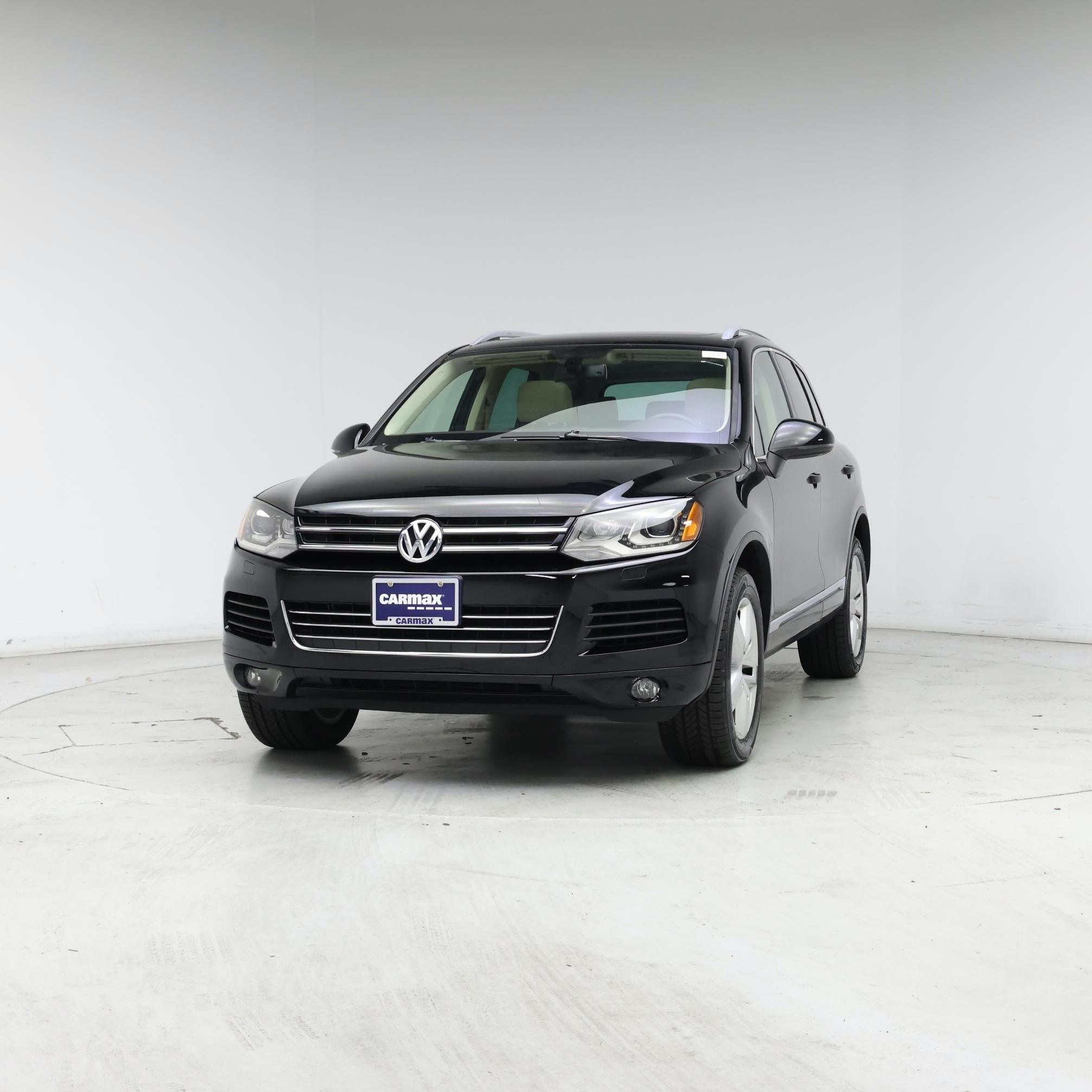 Thumbnail: 2014 Volkswagen Touareg - 4