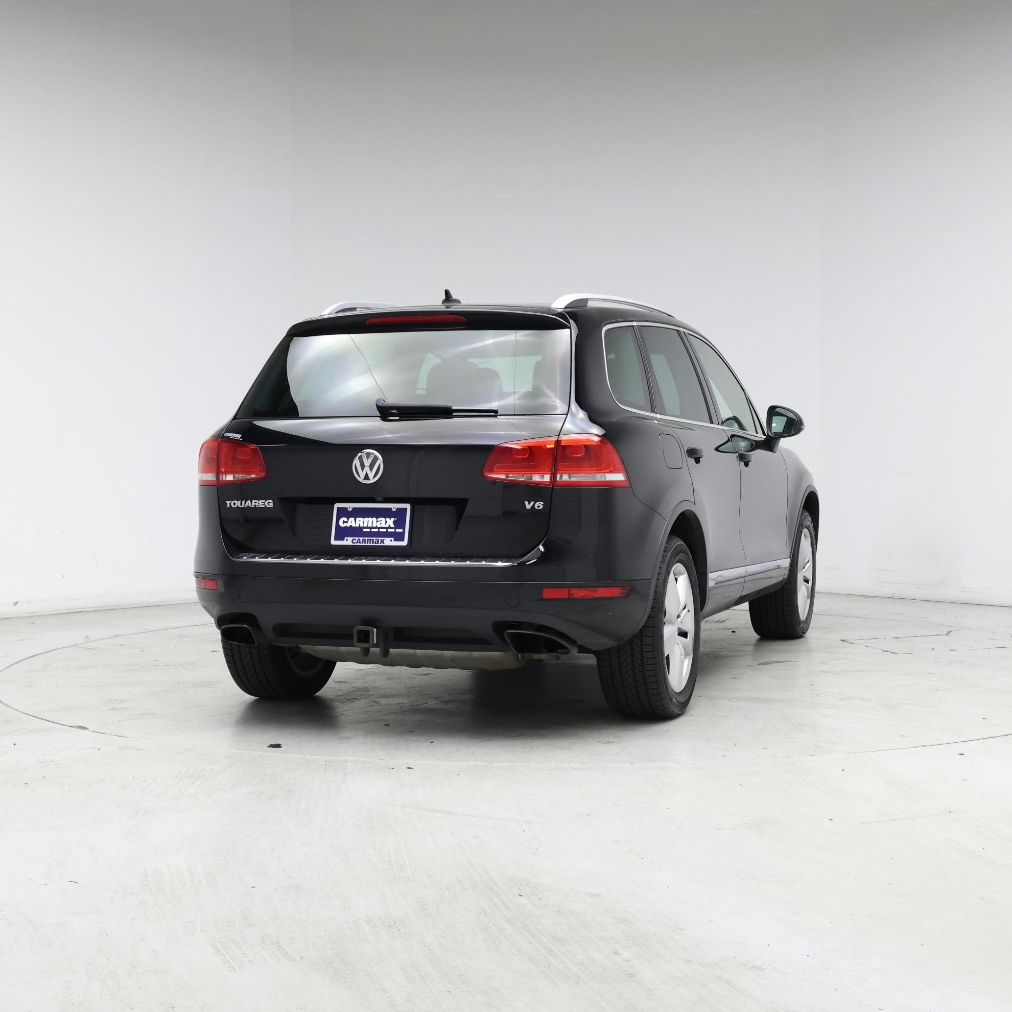 Thumbnail: 2014 Volkswagen Touareg - 8