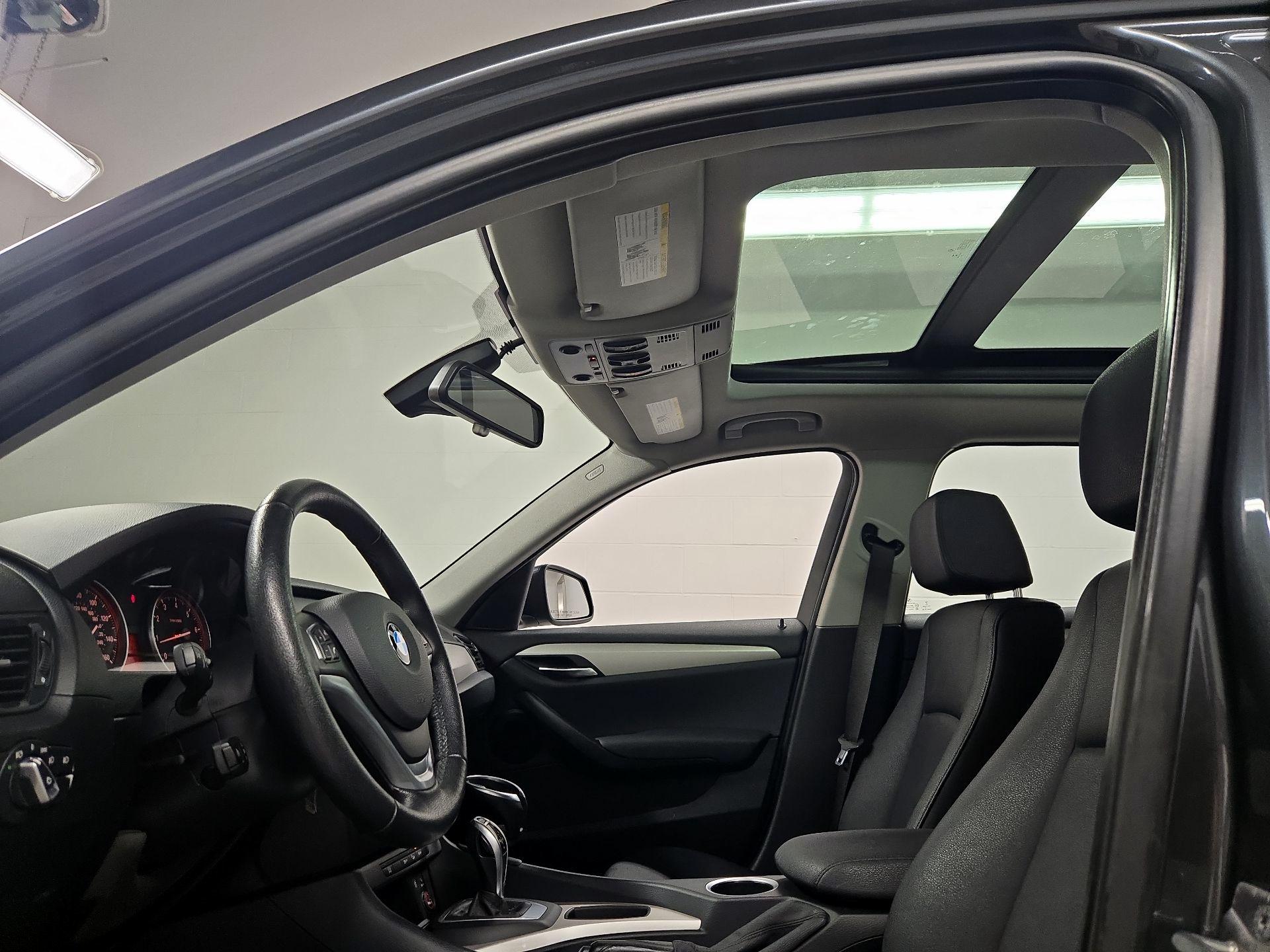 Thumbnail: 2015 BMW X1 - 18