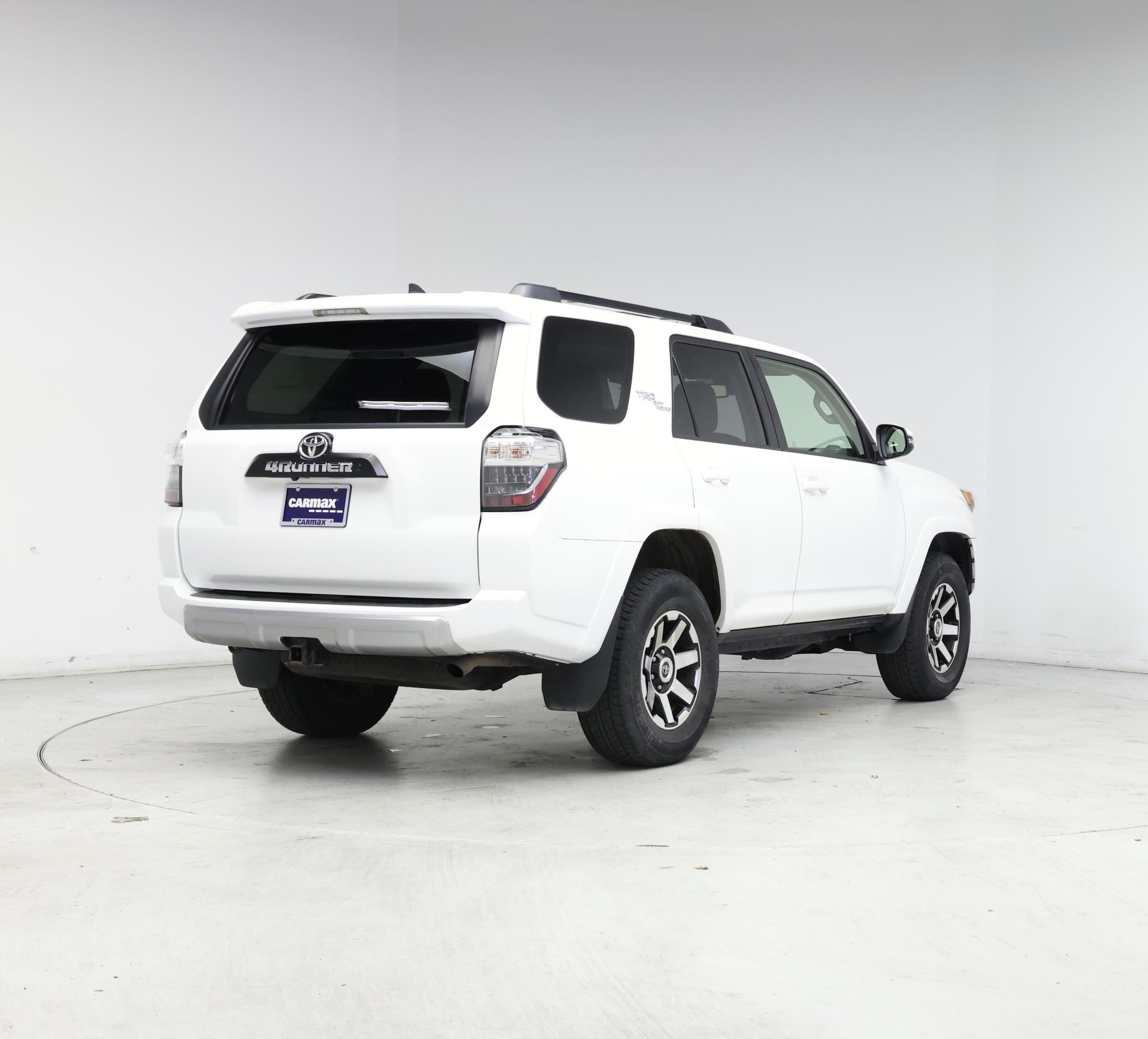 Thumbnail: 2020 Toyota 4Runner - 8