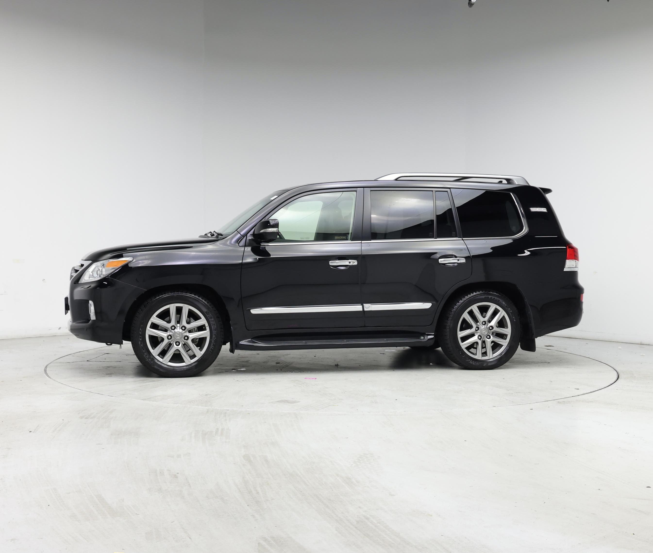 Thumbnail: 2014 Lexus LX - 3