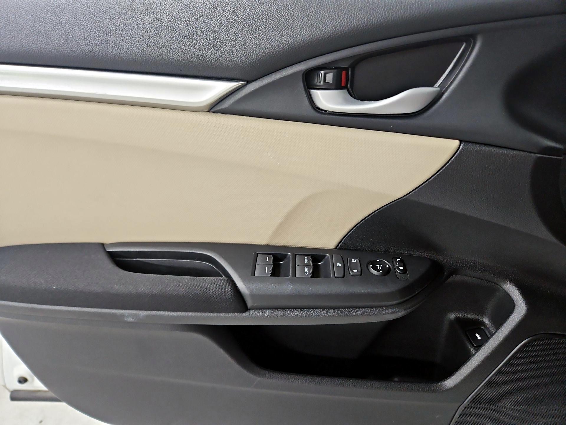 Thumbnail: 2019 Honda Civic - 12