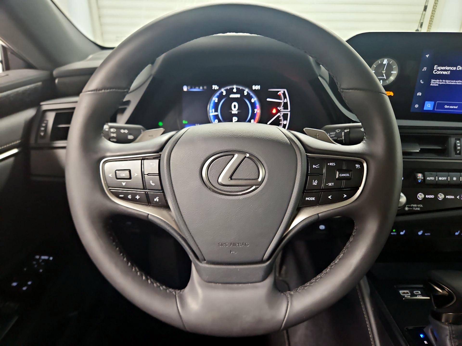 Thumbnail: 2024 Lexus ES - 10