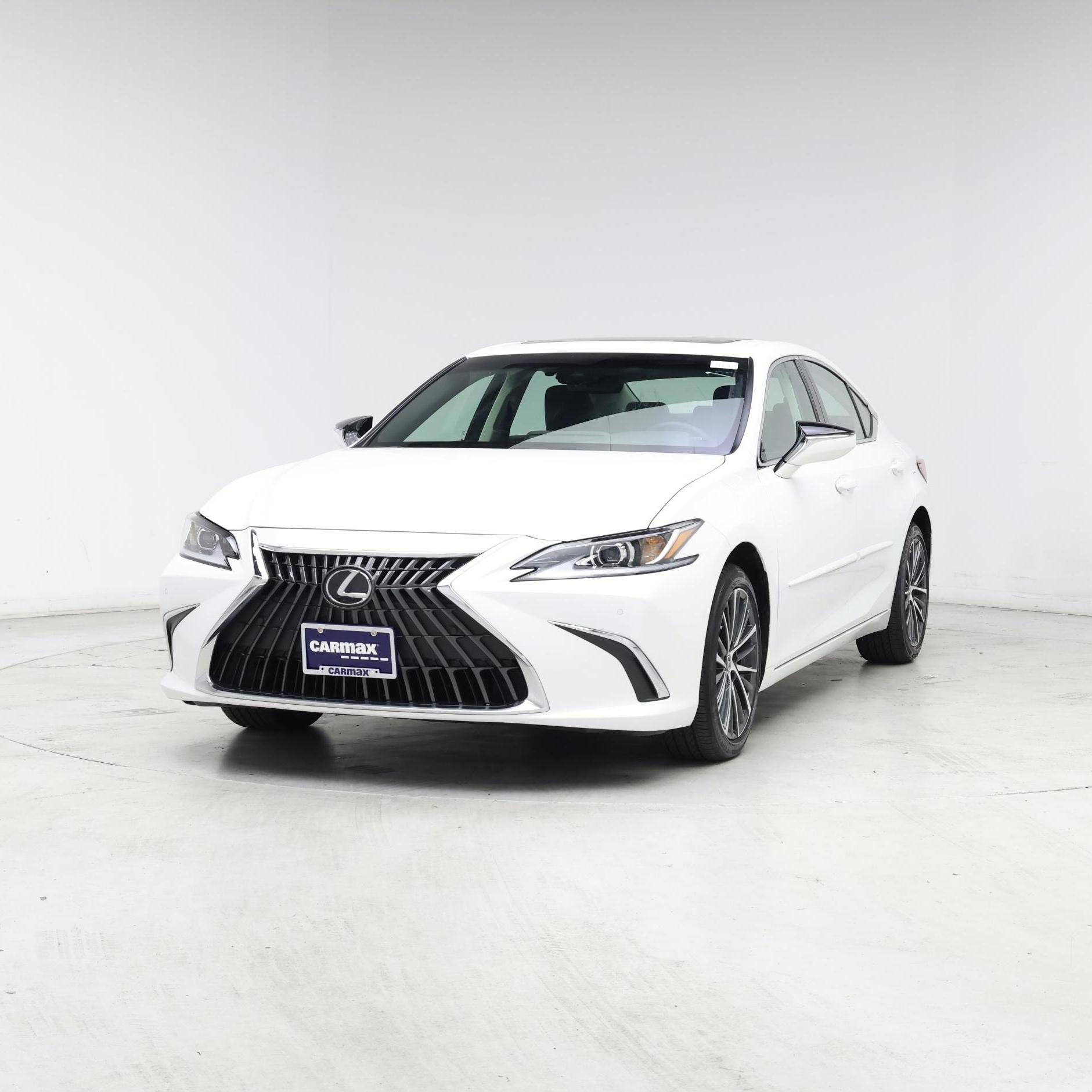 Thumbnail: 2024 Lexus ES - 4