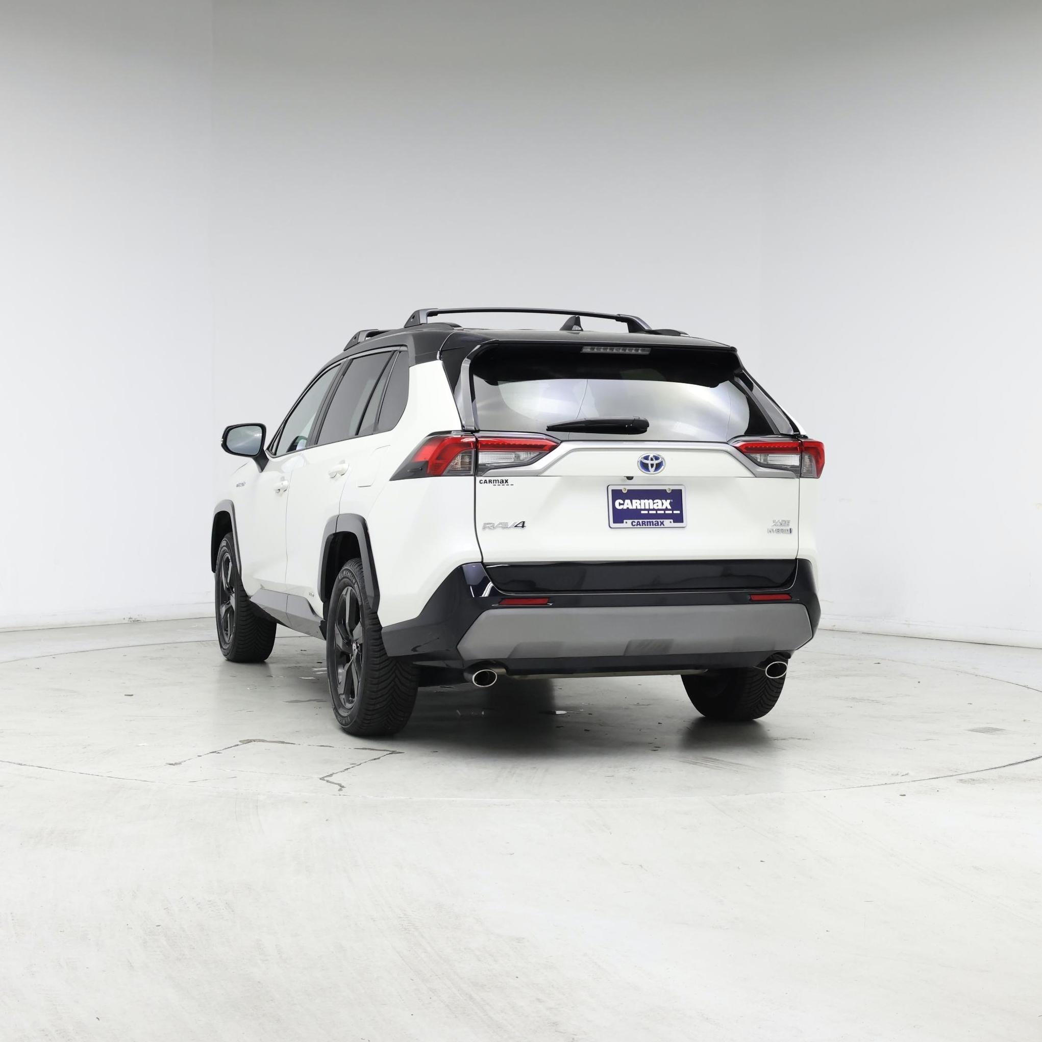 Thumbnail: 2019 Toyota RAV4 - 6