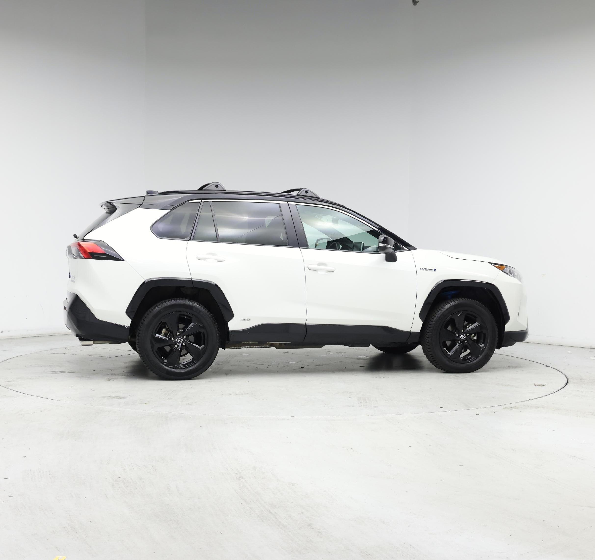 Thumbnail: 2019 Toyota RAV4 - 7