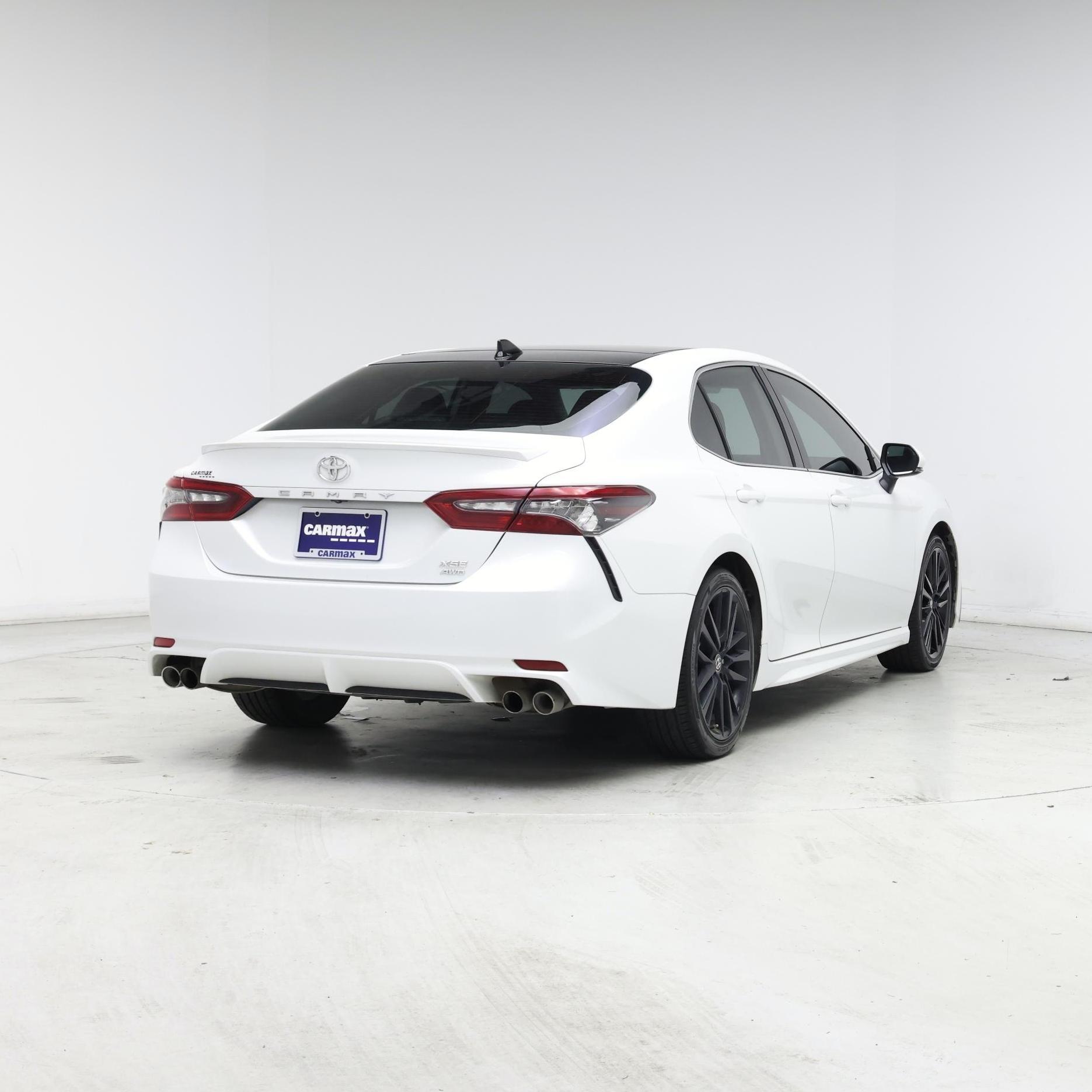 Thumbnail: 2022 Toyota Camry - 8