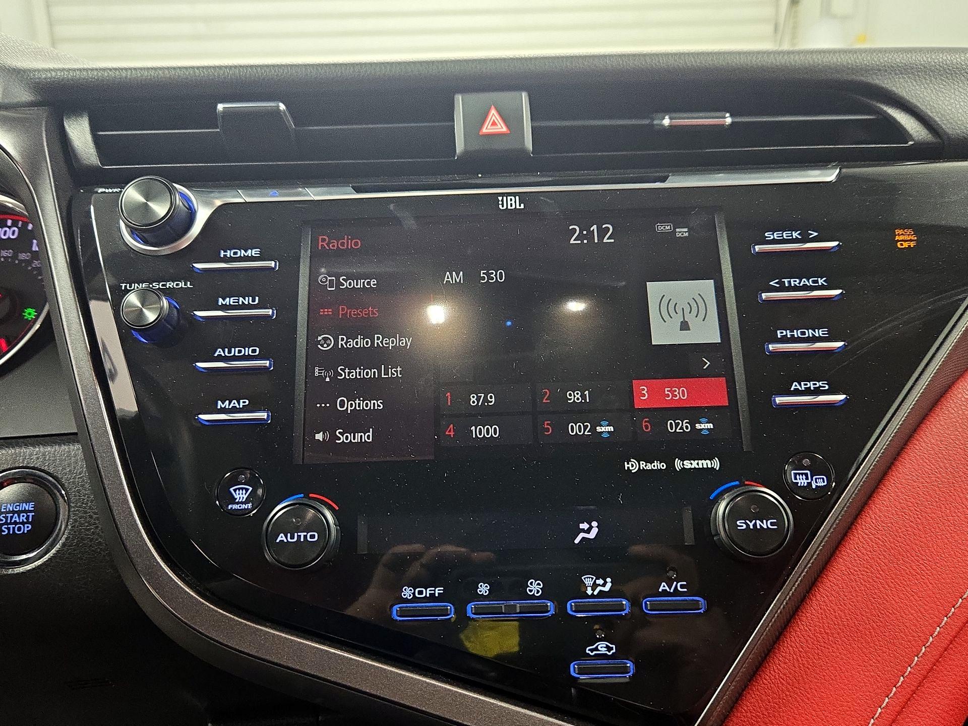 Thumbnail: 2020 Toyota Camry - 16